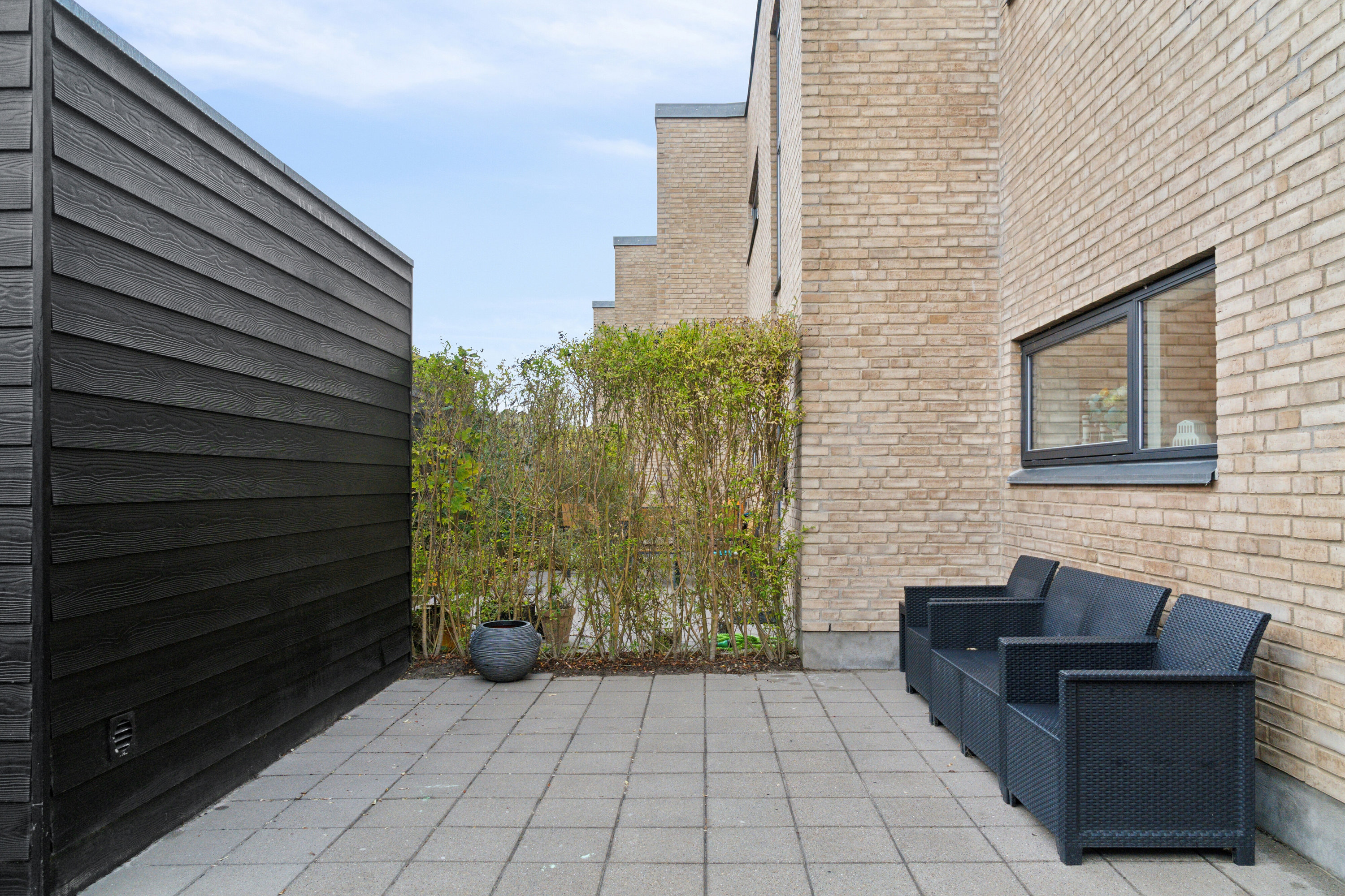 Fremhævet terrasse billede i fuldskærmstilstand. Billede af Trankær Mosevej 100, 8310 Tranbjerg J