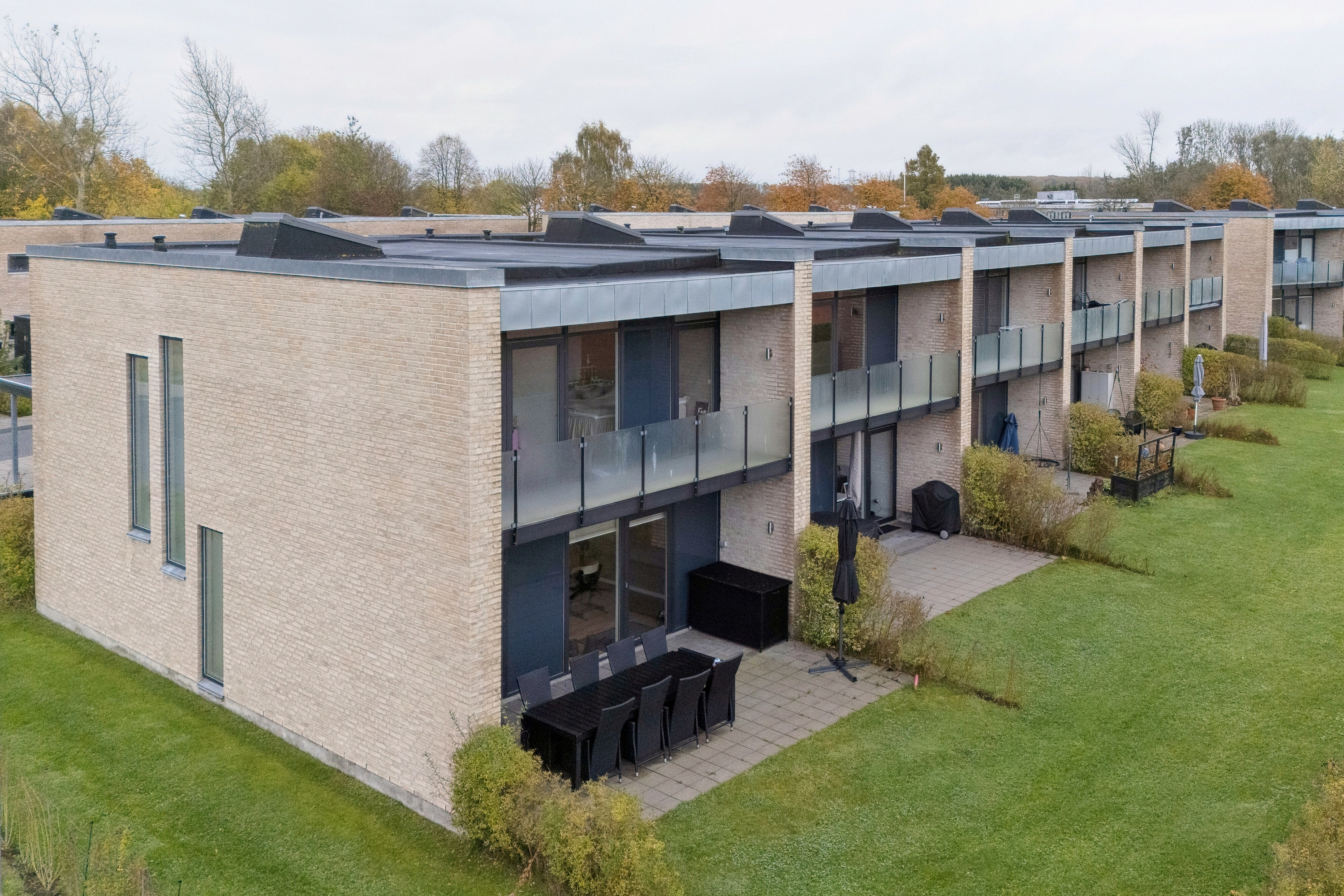 Fremhævet ejendommen billede i fuldskærmstilstand. Billede af Trankær Mosevej 100, 8310 Tranbjerg J