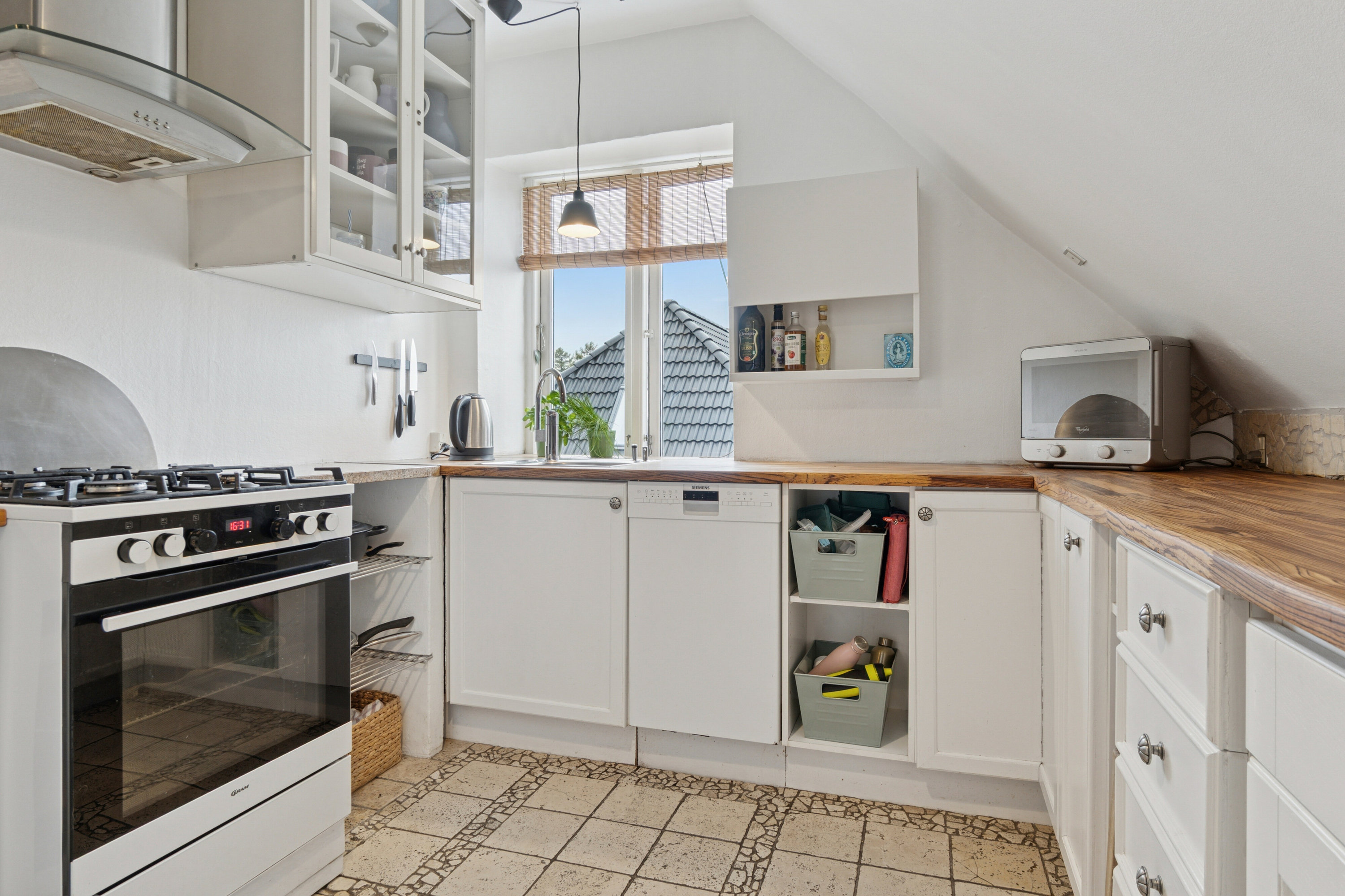 Fremhævet køkken billede i fuldskærmstilstand. Billede af Nørregårdsvej 73, 1., 2610 Rødovre