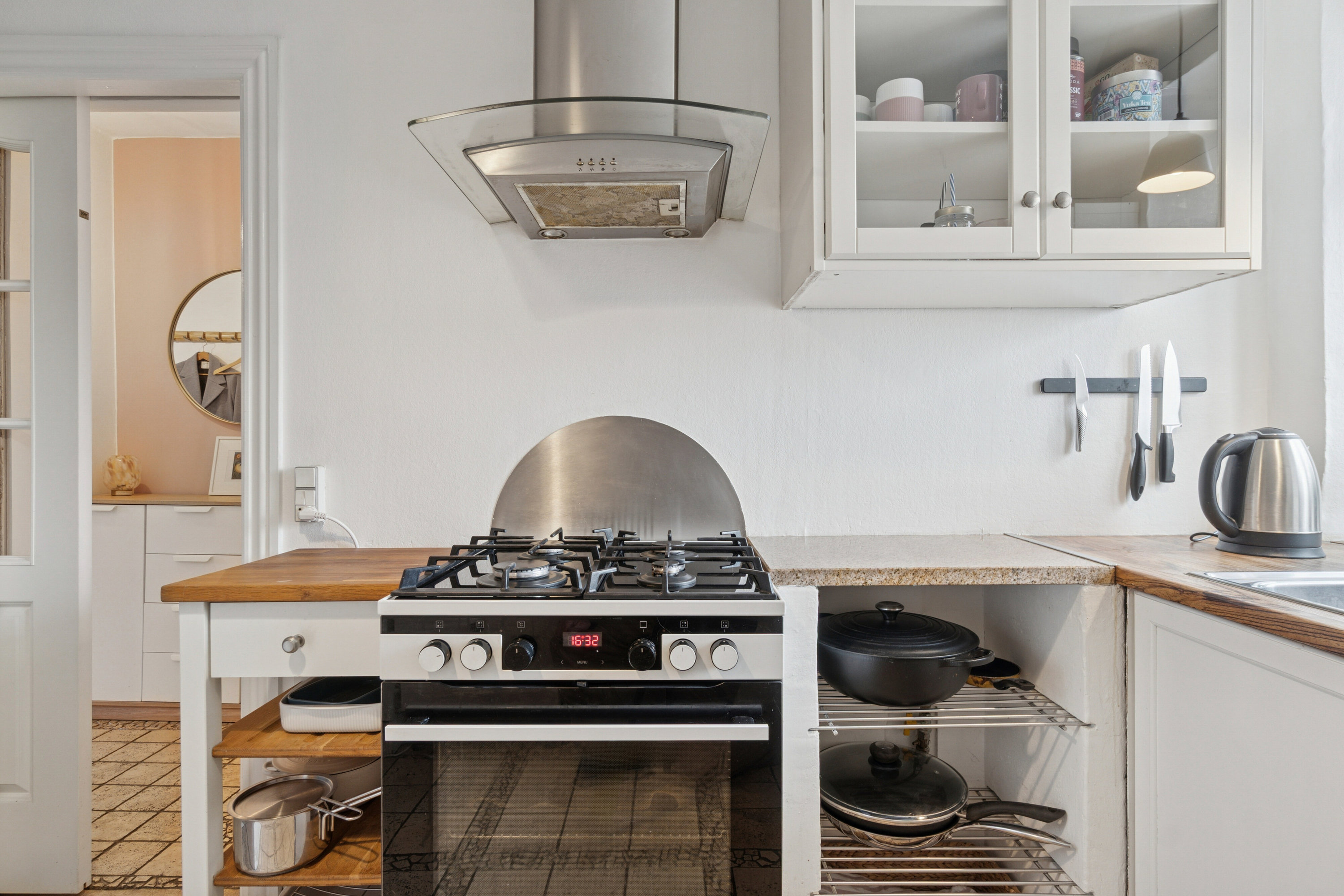 Fremhævet køkken billede i fuldskærmstilstand. Billede af Nørregårdsvej 73, 1., 2610 Rødovre