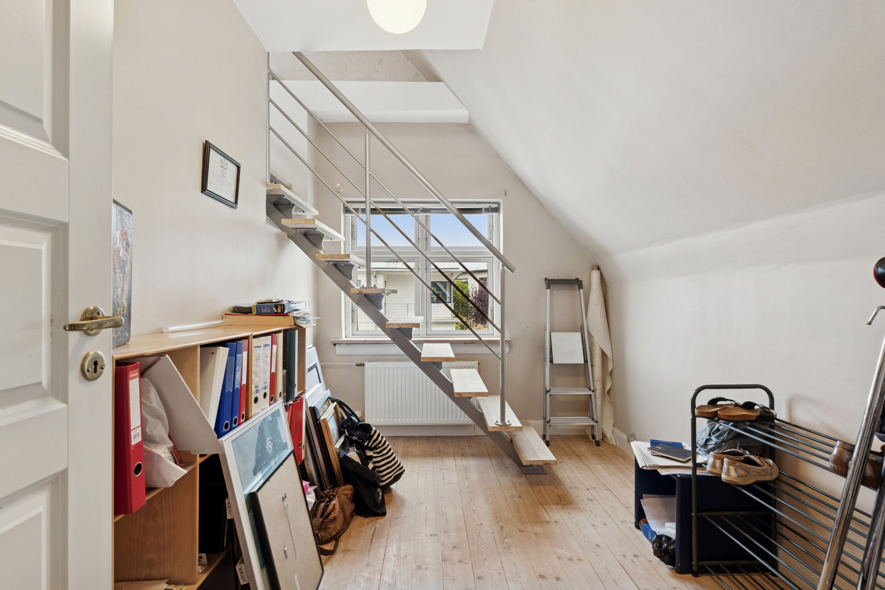 Fremhævet indendørs billede i fuldskærmstilstand. Billede af Moltkesvej 7, 5000 Odense C