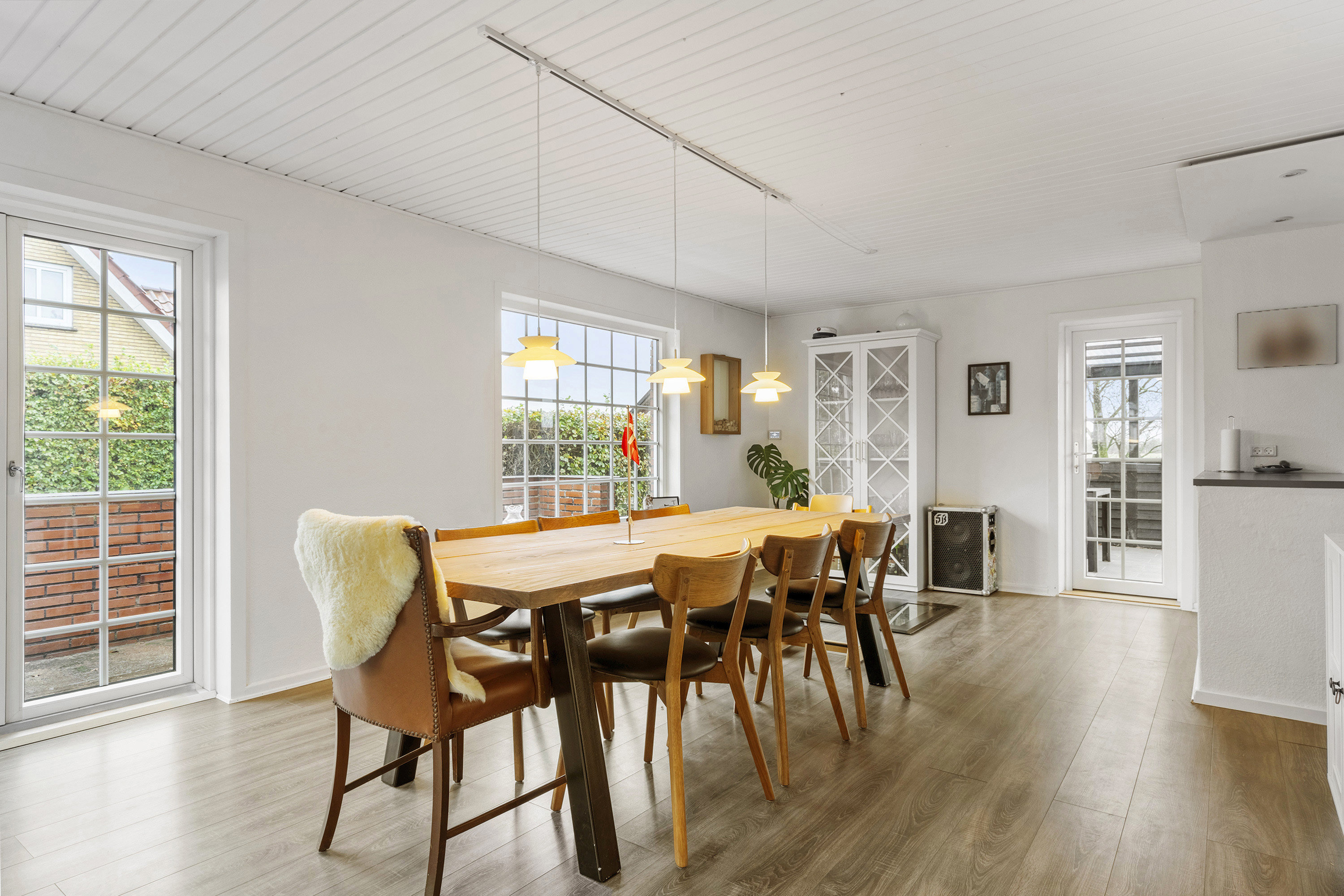 Fremhævet spisestue billede i fuldskærmstilstand. Billede af Kirkebakken 4, Horne, 6800 Varde