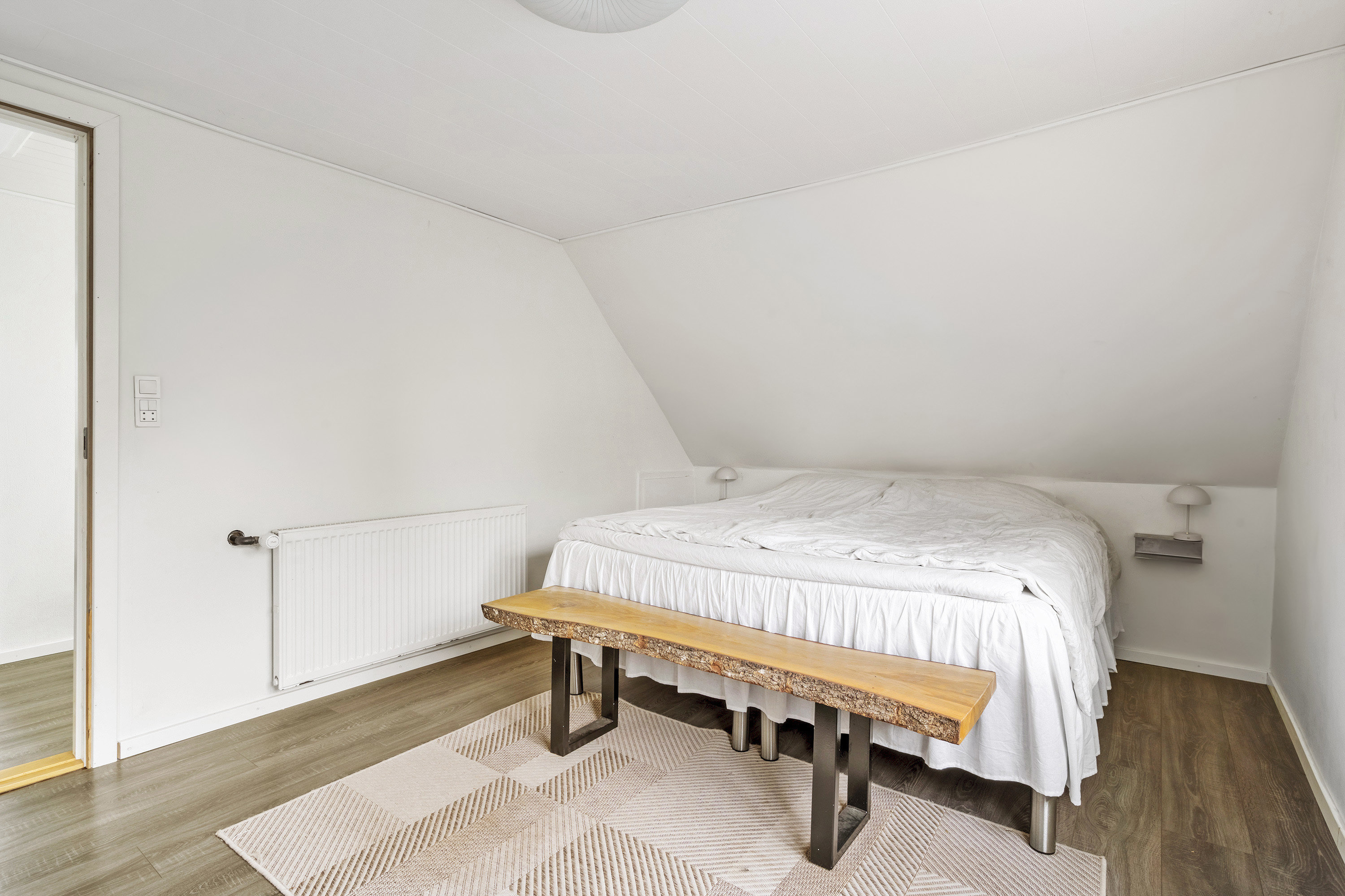 Fremhævet soveværelse billede i fuldskærmstilstand. Billede af Kirkebakken 4, Horne, 6800 Varde