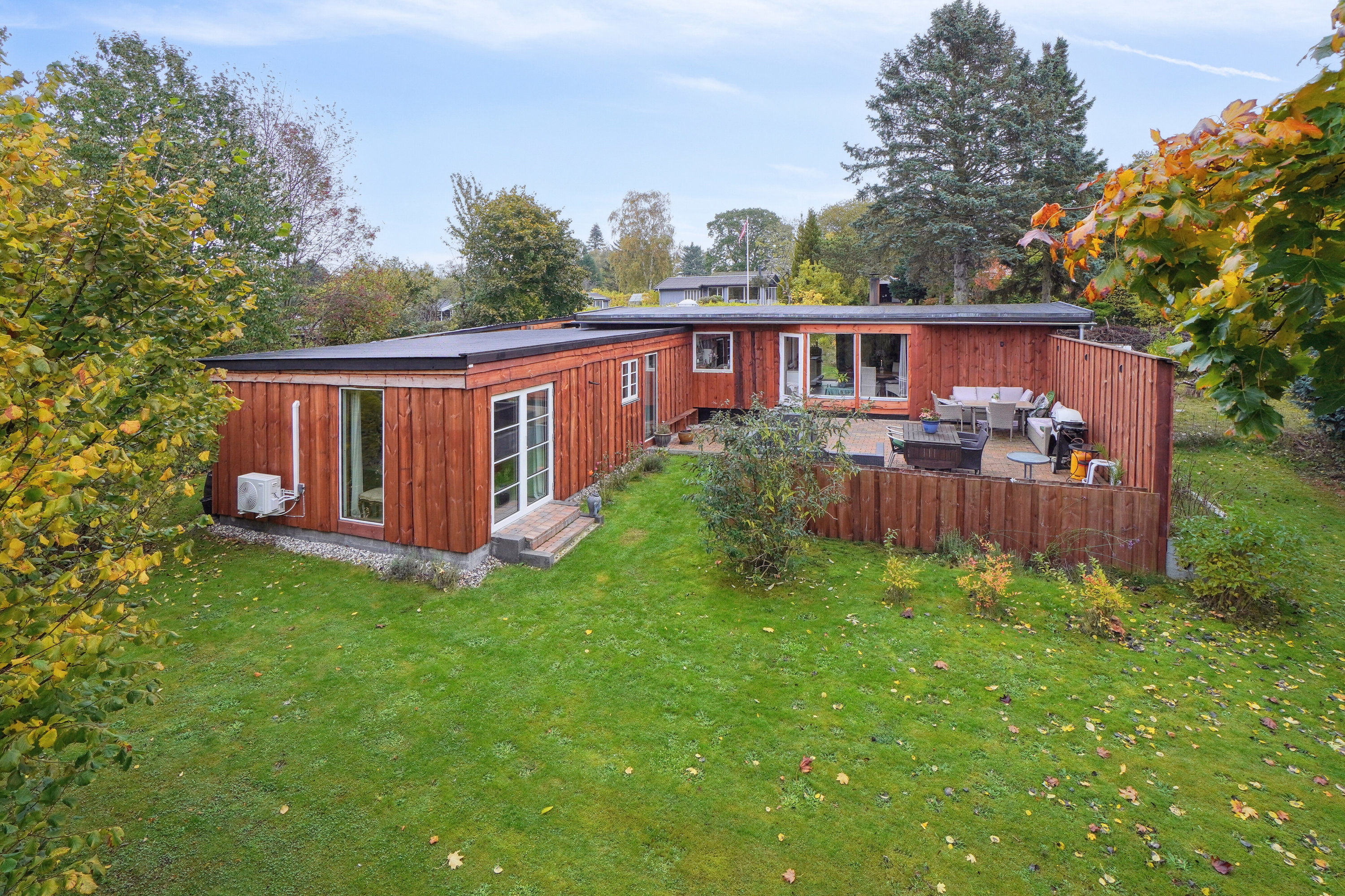 Fremhævet set fra haven billede i fuldskærmstilstand. Billede af Maxivej 65, Store Havelse Strand, 3310 Ølsted