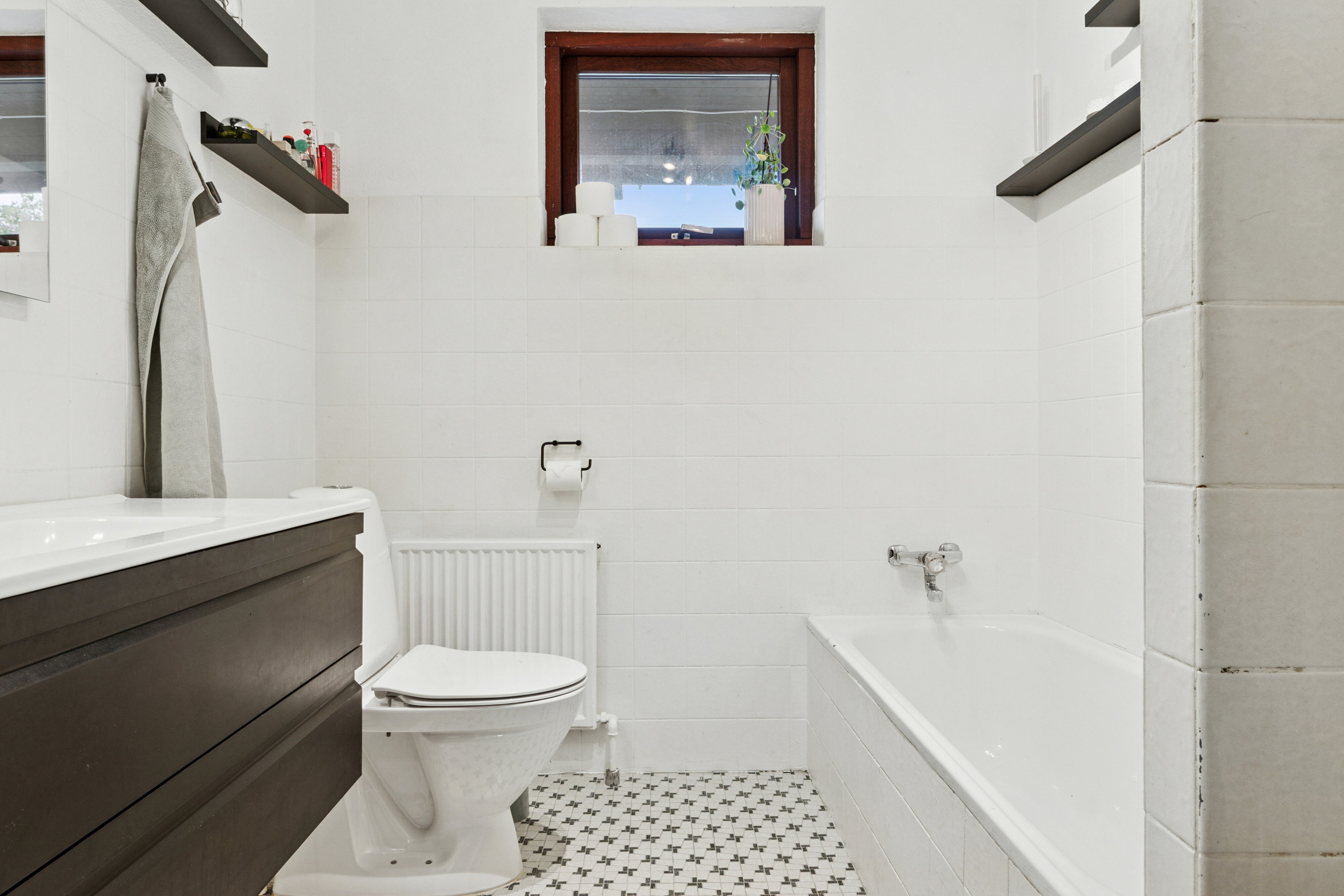 Fremhævet badeværelse billede i fuldskærmstilstand. Billede af Gyvelvænget 309, 7730 Hanstholm