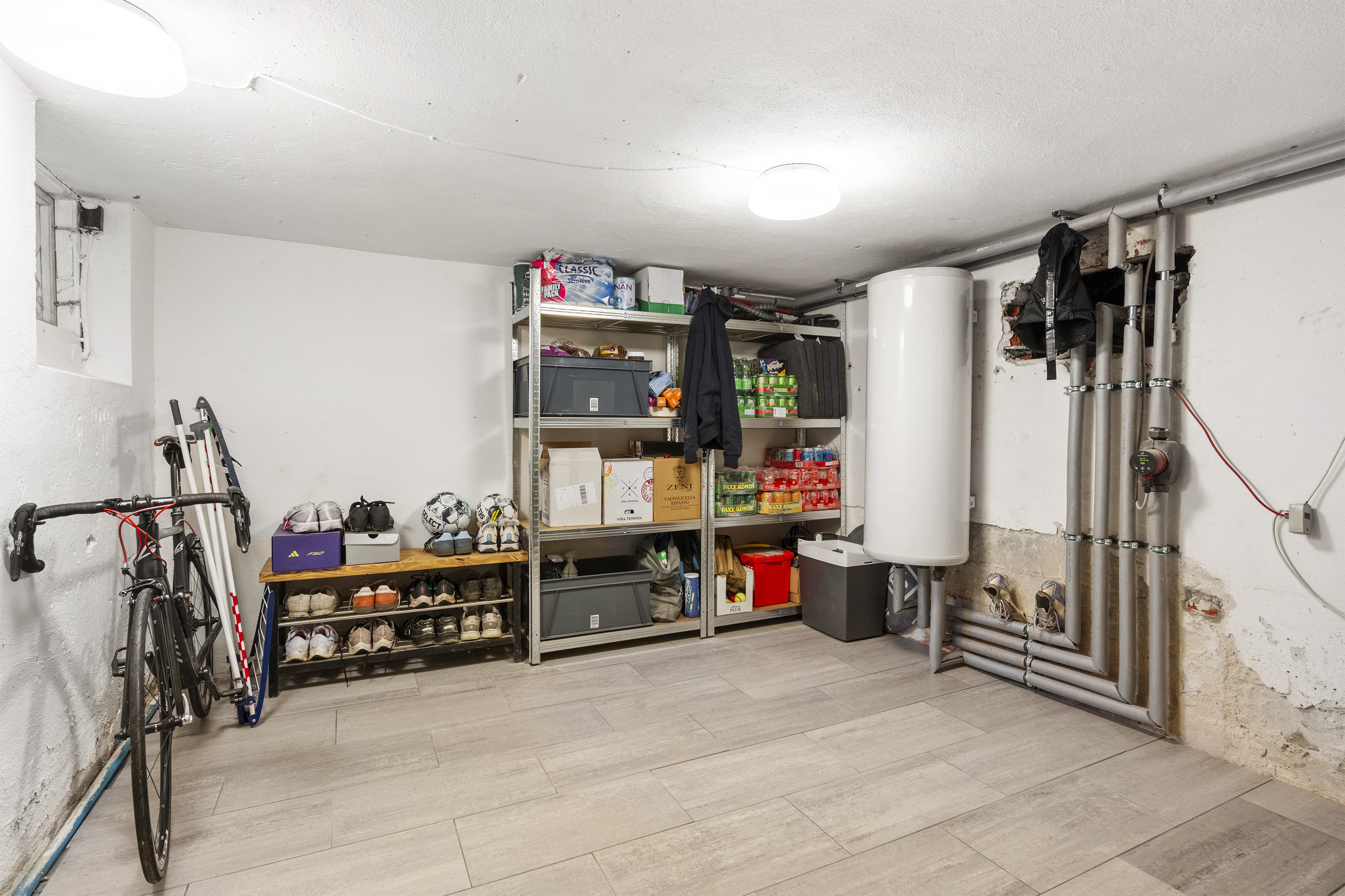 Fremhævet kælder billede i fuldskærmstilstand. Billede af Kirkebakken 4, Horne, 6800 Varde