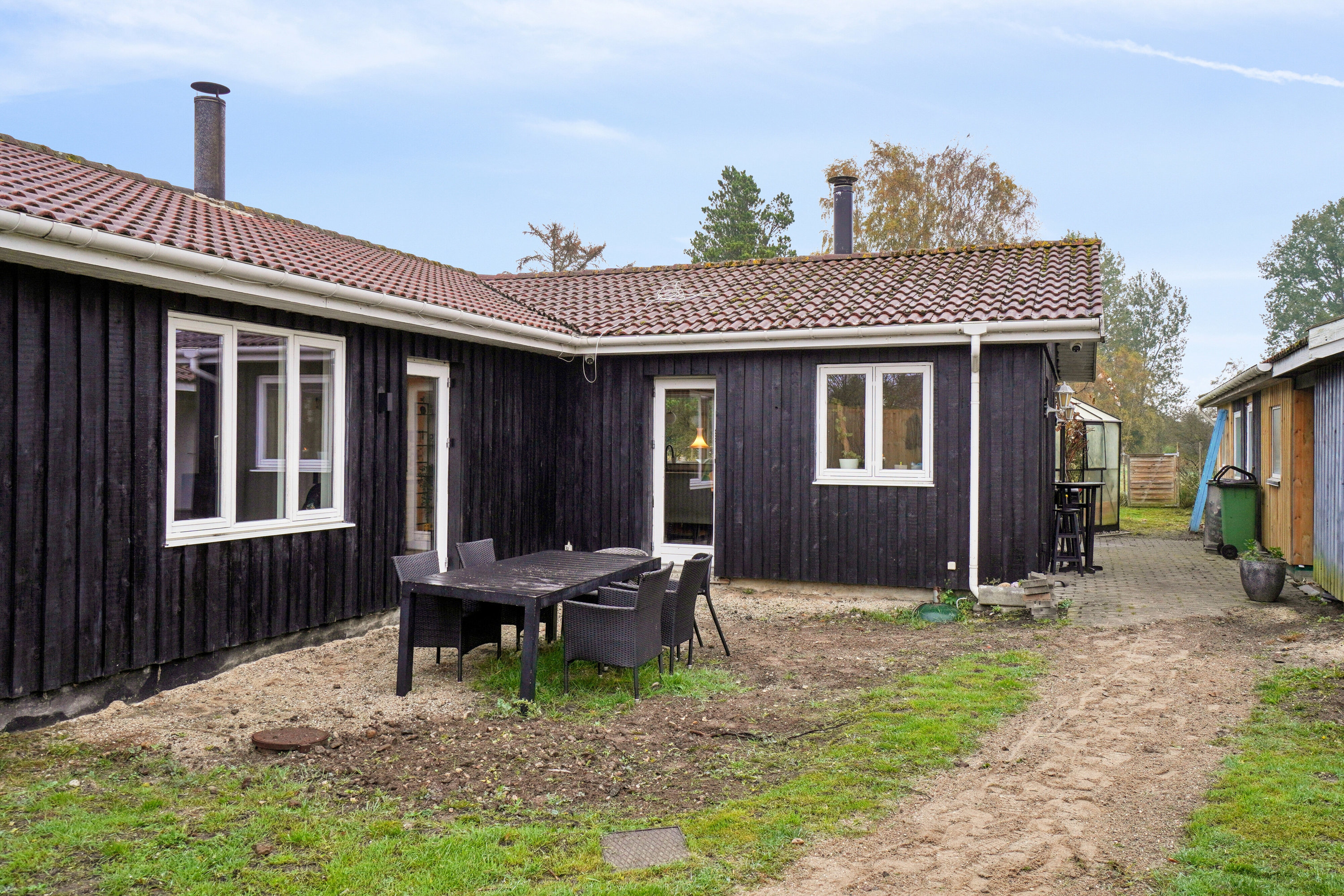 Fremhævet set fra vejen billede i fuldskærmstilstand. Billede af Lupinvej 36, 4040 Jyllinge