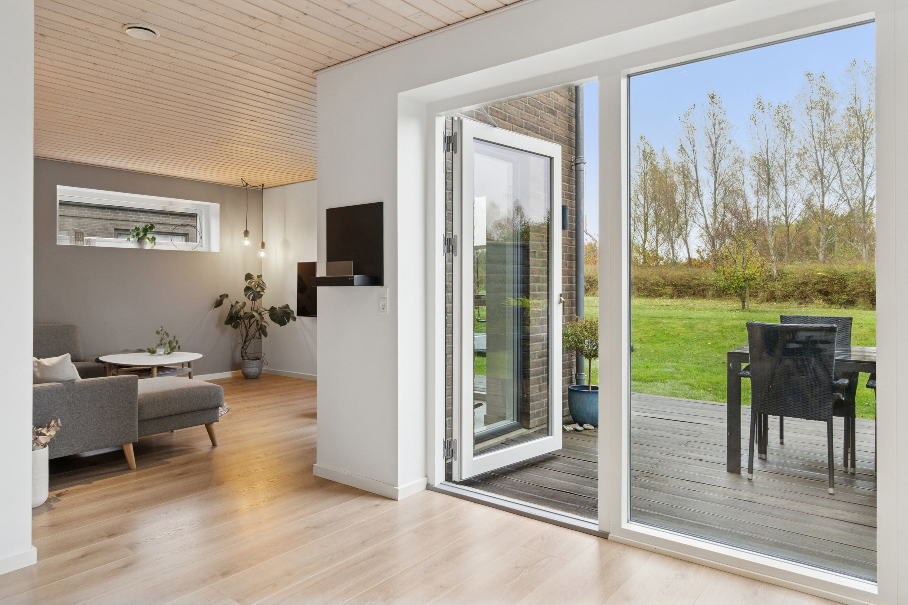 Fremhævet stue billede i fuldskærmstilstand. Billede af Buskelundengen 9, 8600 Silkeborg