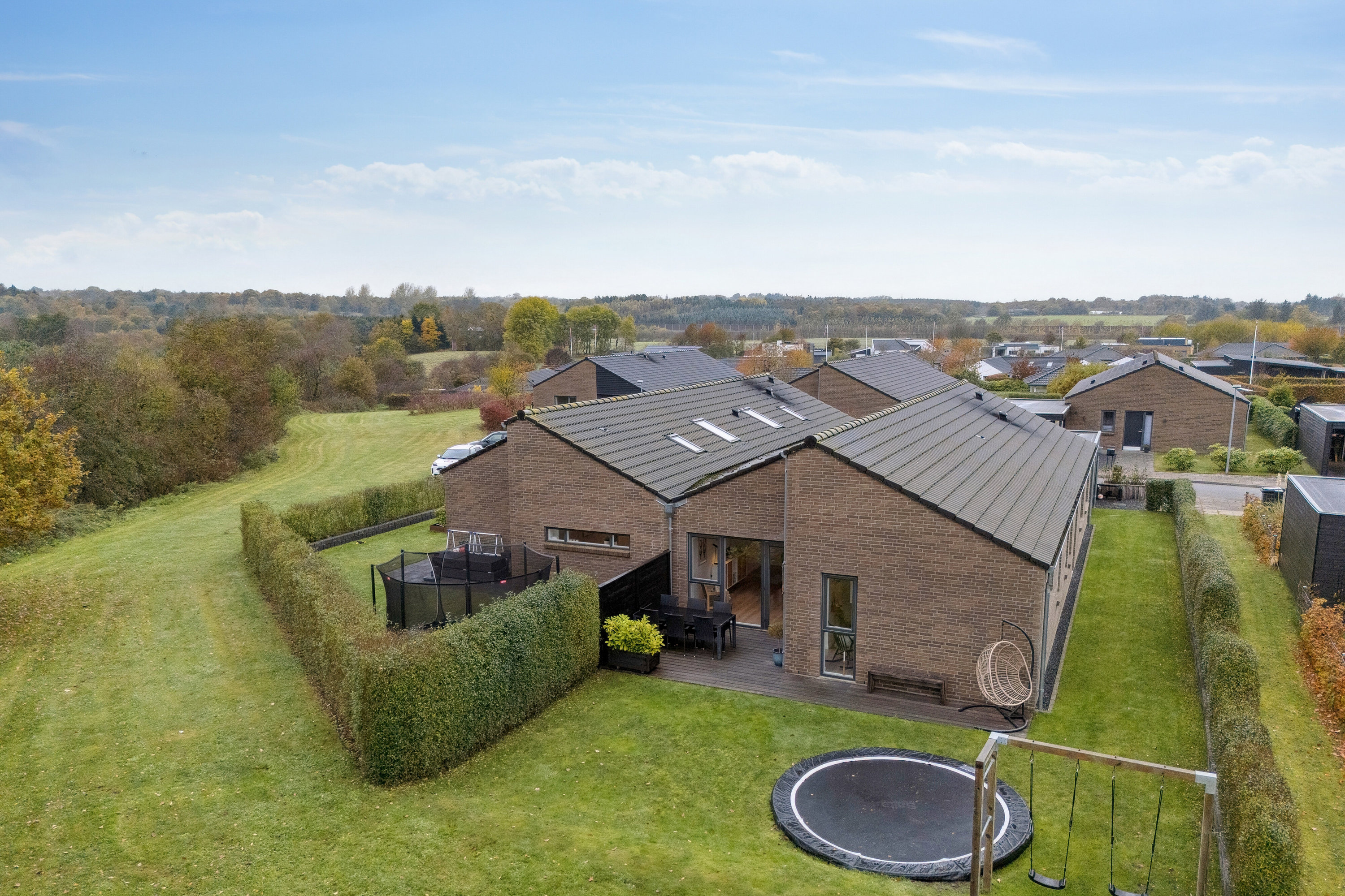 Fremhævet udsigt fra toppen billede i fuldskærmstilstand. Billede af Buskelundengen 9, 8600 Silkeborg