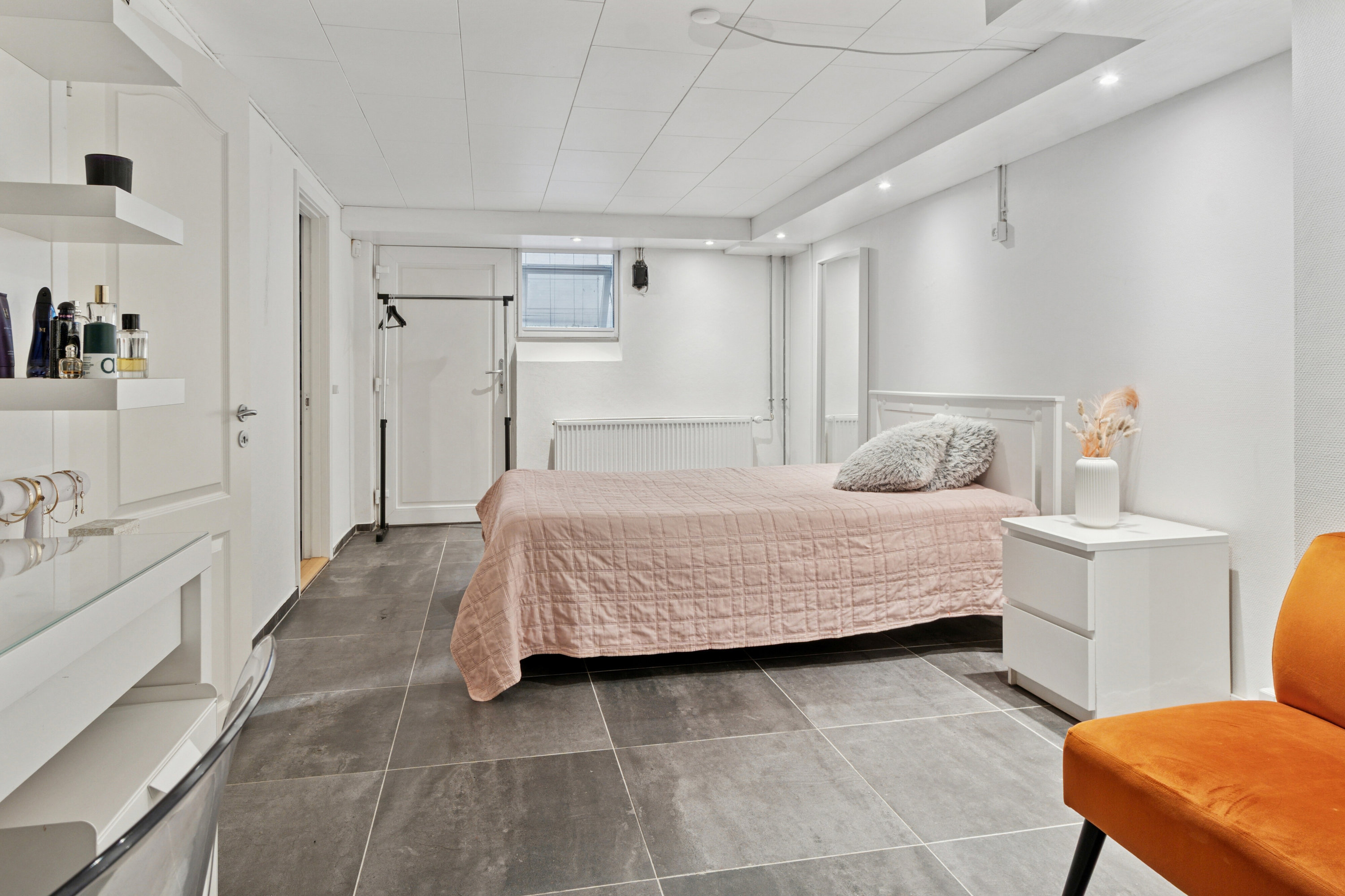 Fremhævet soveværelse billede i fuldskærmstilstand. Billede af Randager 103, 2620 Albertslund