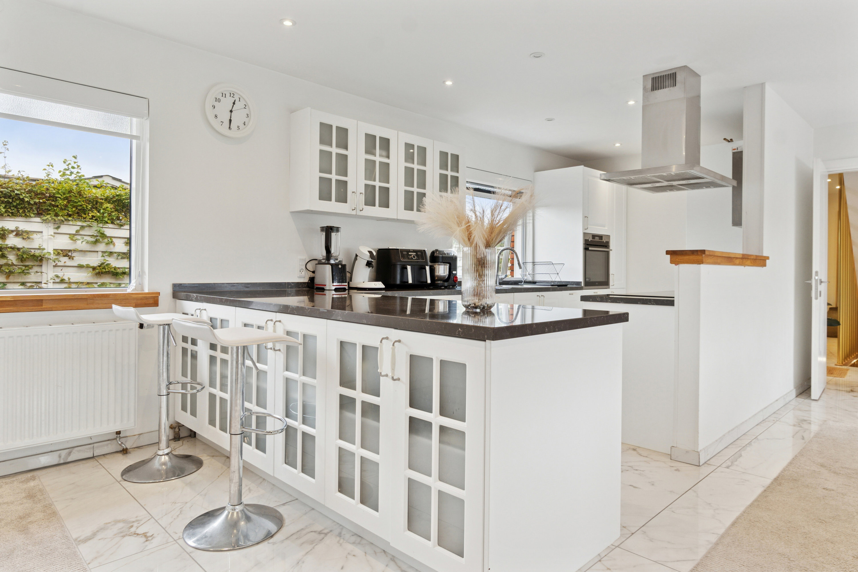 Fremhævet køkken billede i fuldskærmstilstand. Billede af Randager 103, 2620 Albertslund