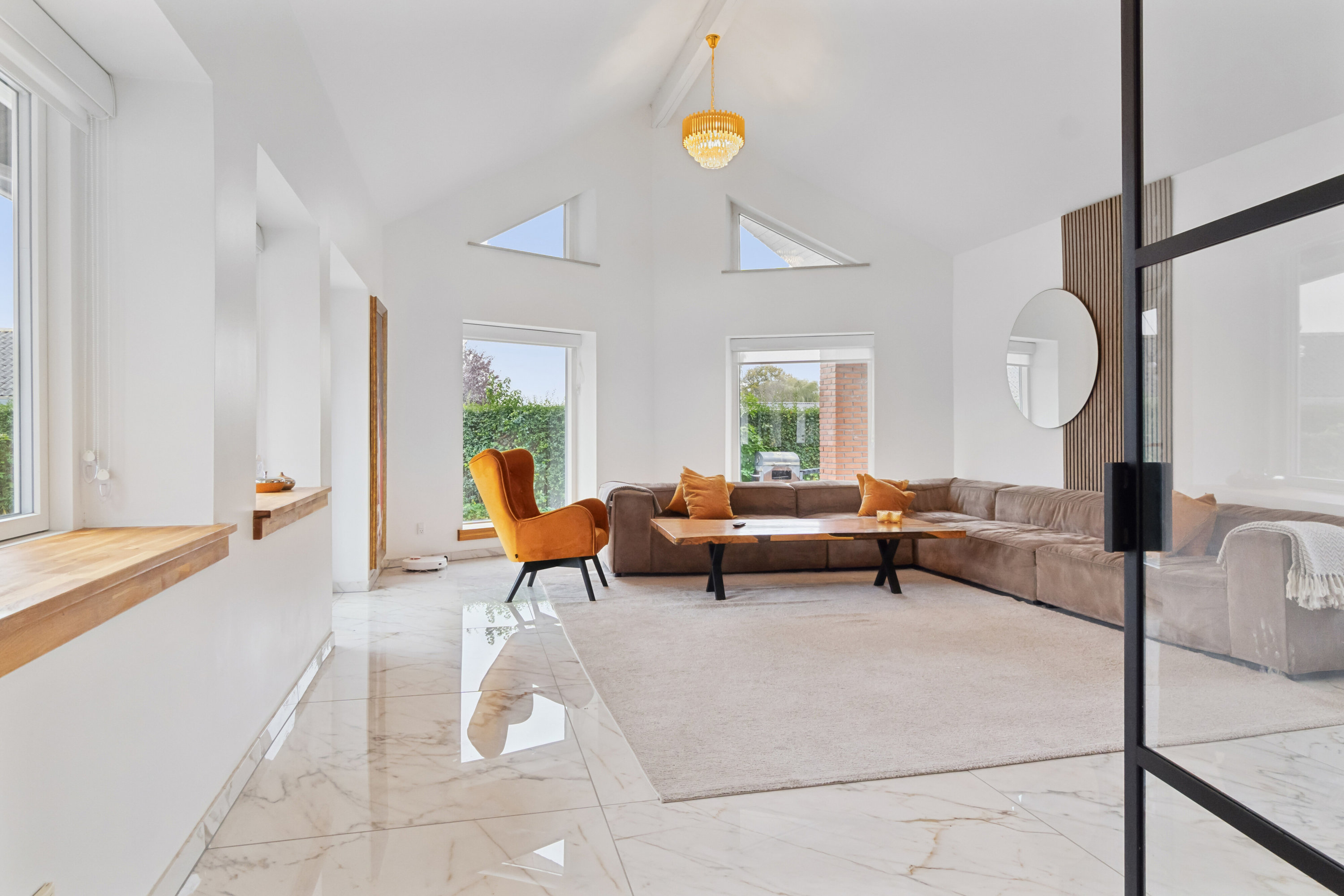 Fremhævet stue billede i fuldskærmstilstand. Billede af Randager 103, 2620 Albertslund