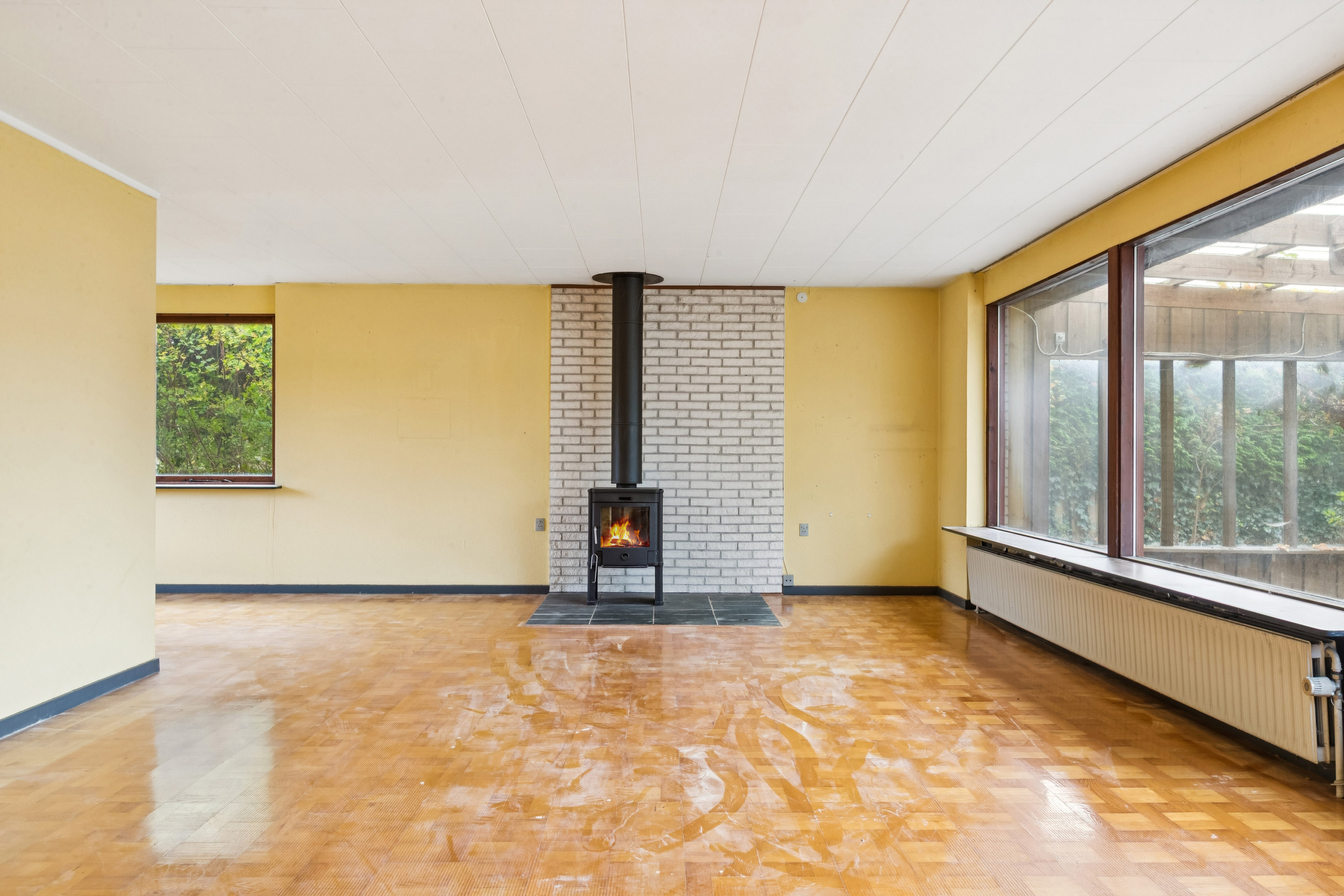 Fremhævet stue billede i fuldskærmstilstand. Billede af Ørnekærs Vænge 52, 2635 Ishøj