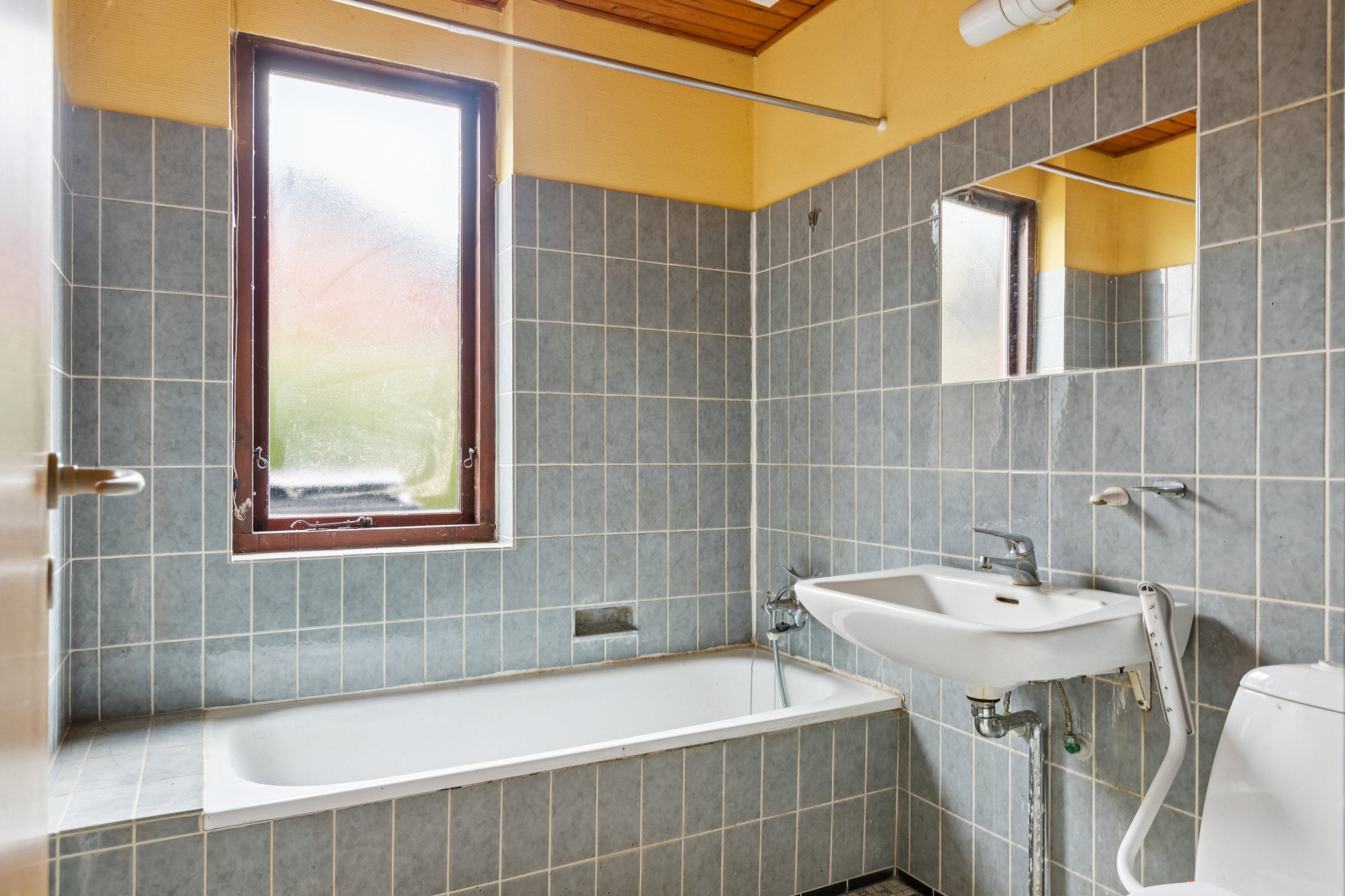 Fremhævet badeværelse billede i fuldskærmstilstand. Billede af Ørnekærs Vænge 52, 2635 Ishøj