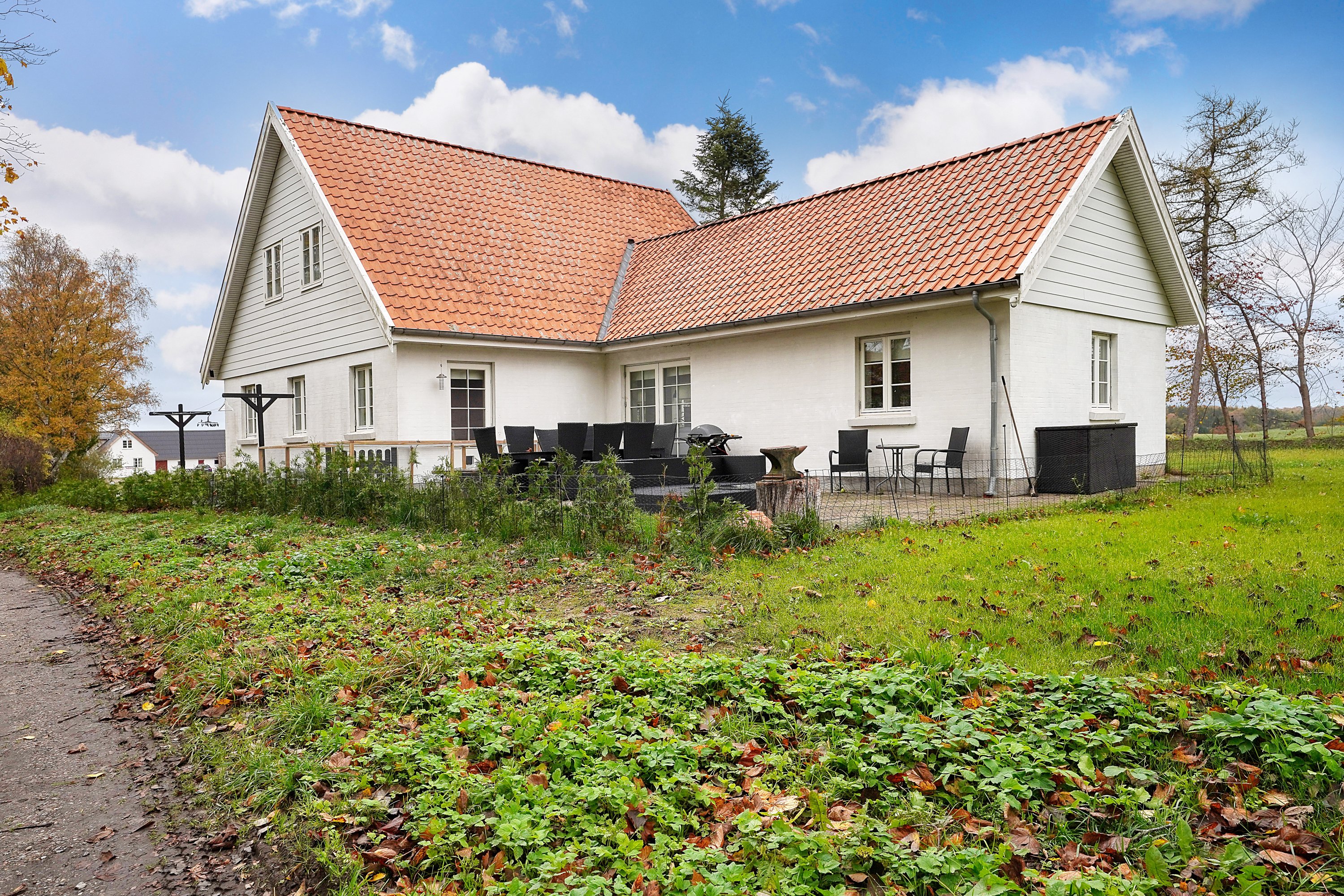 Miniaturebillede 2: ejendommen. Billede af Hornbækvej 315, 3080 Tikøb