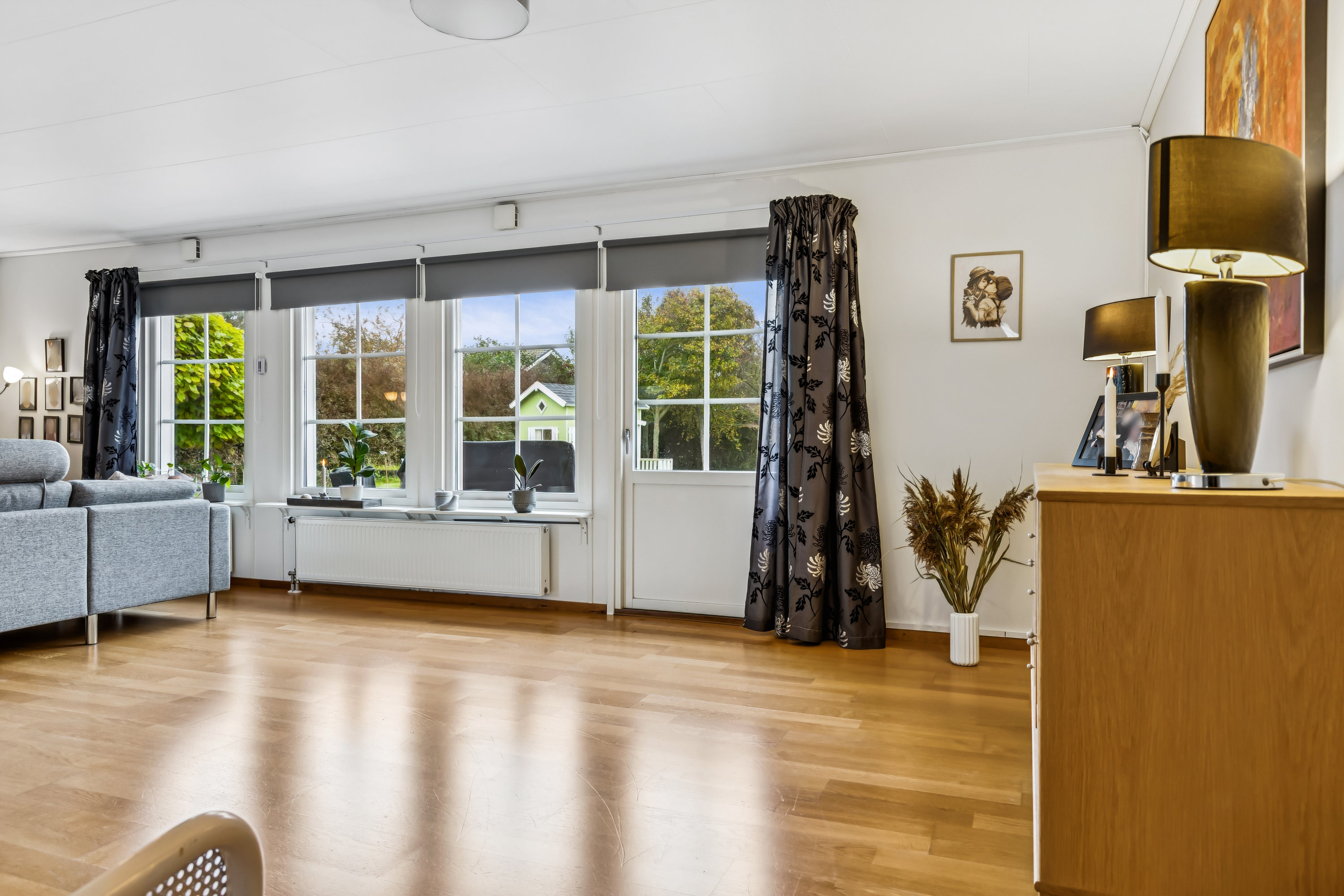 Fremhævet stue billede i fuldskærmstilstand. Billede af Havnsøgårdsvej 24, Havnsø, 4591 Føllenslev