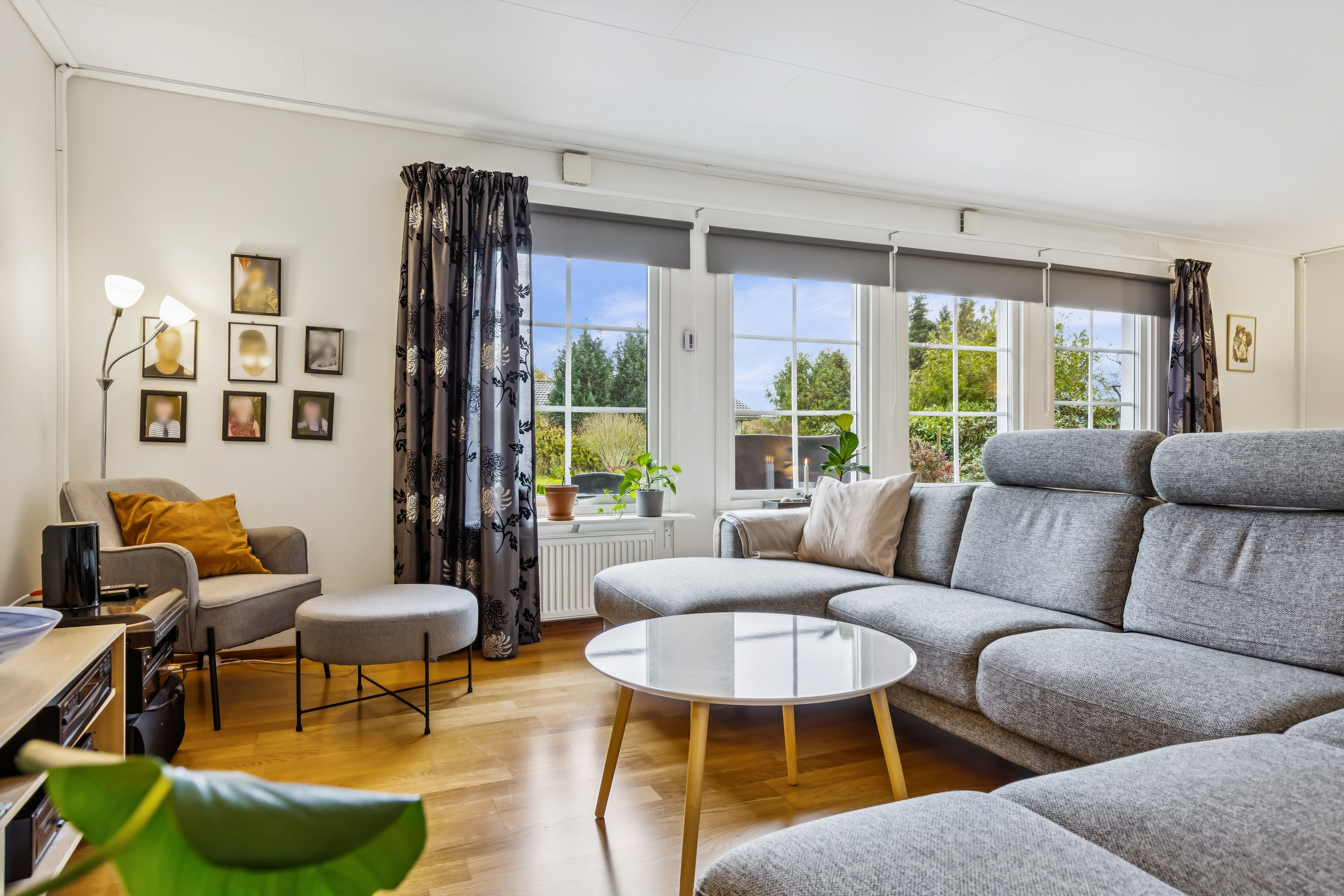 Fremhævet stue billede i fuldskærmstilstand. Billede af Havnsøgårdsvej 24, Havnsø, 4591 Føllenslev