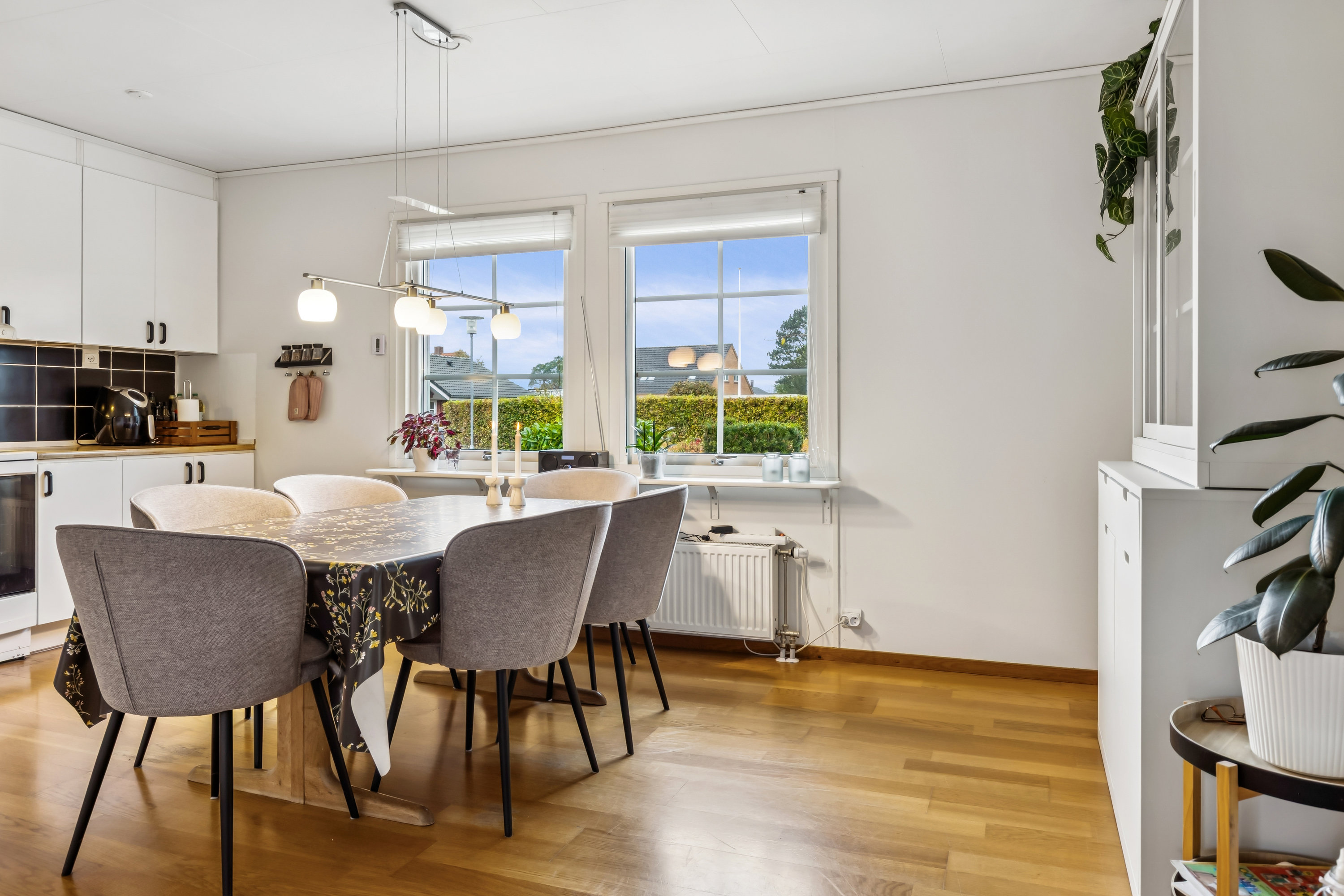 Fremhævet køkken billede i fuldskærmstilstand. Billede af Havnsøgårdsvej 24, Havnsø, 4591 Føllenslev