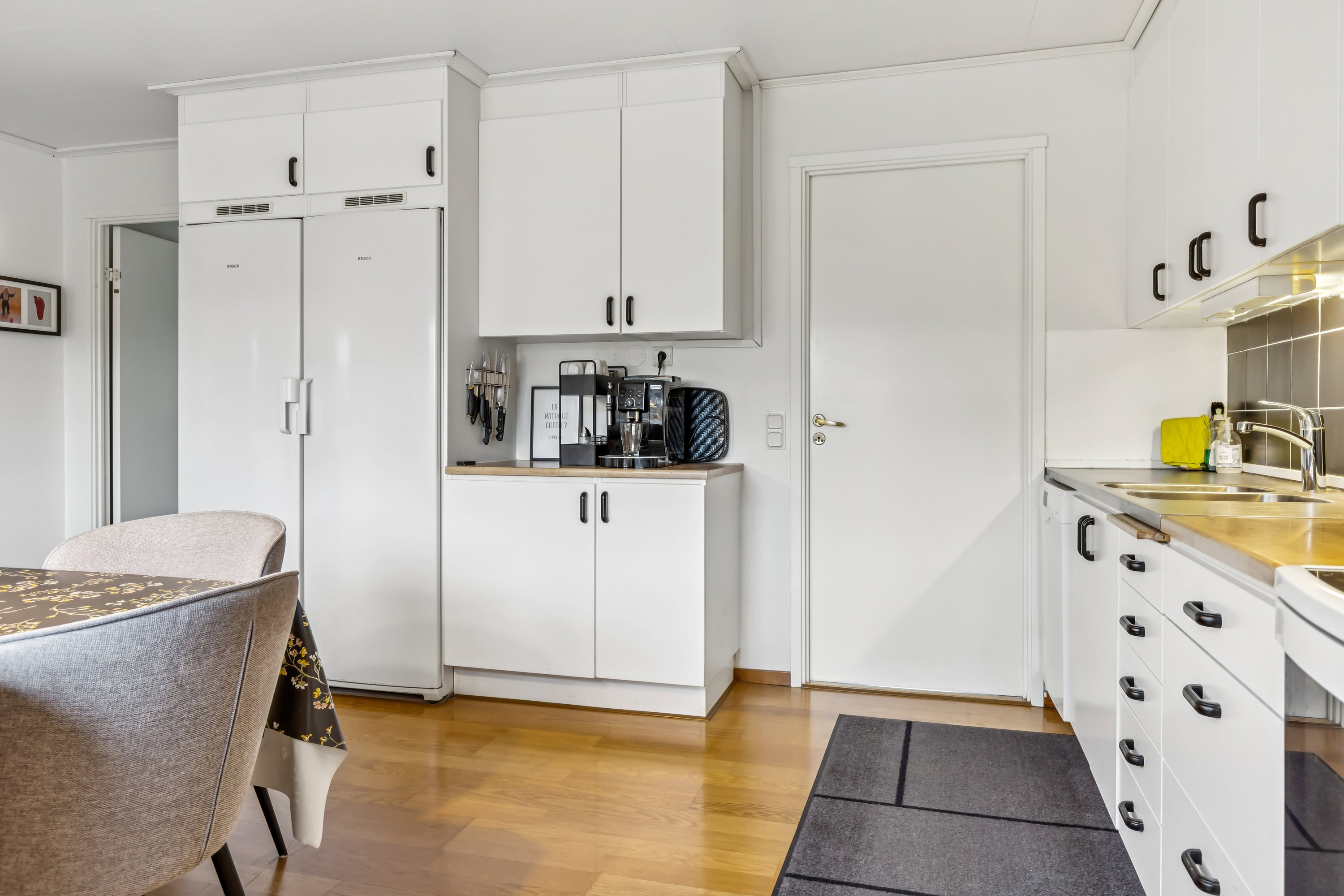 Fremhævet køkken billede i fuldskærmstilstand. Billede af Havnsøgårdsvej 24, Havnsø, 4591 Føllenslev