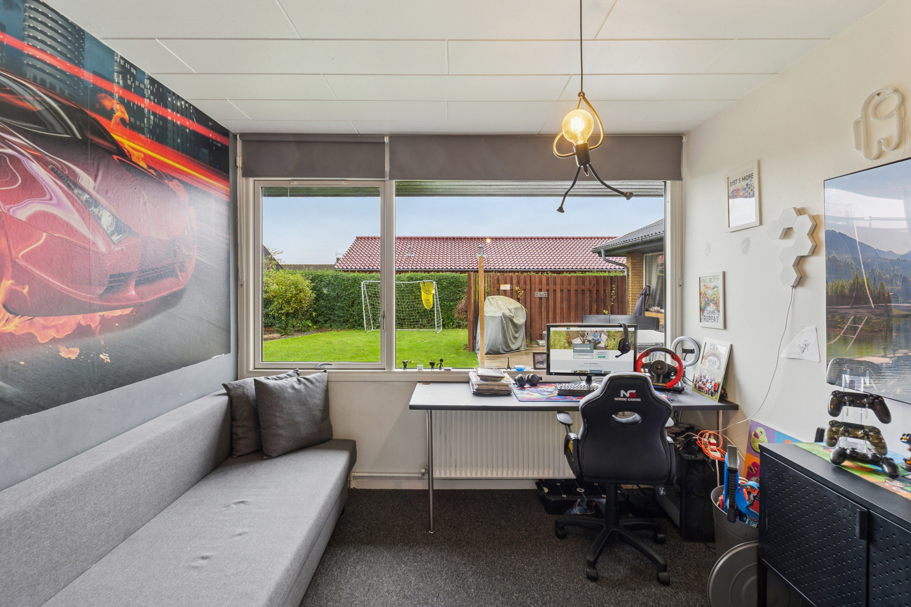 Fremhævet soveværelse billede i fuldskærmstilstand. Billede af Snebærhaven 58, 2620 Albertslund