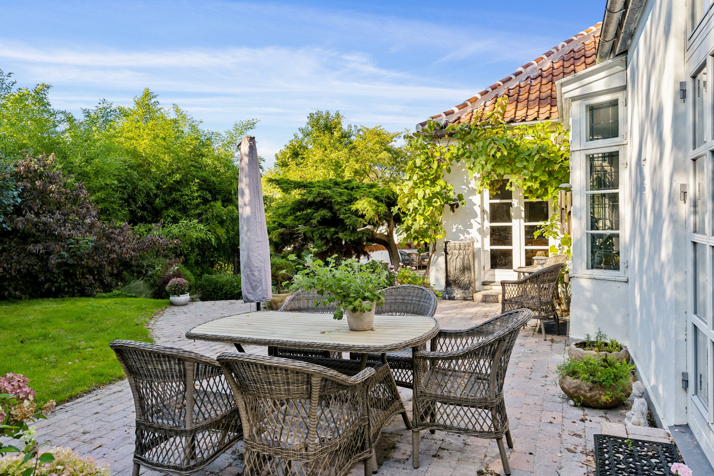 Fremhævet have billede i fuldskærmstilstand. Billede af Helmsvej 6A, Regattakvarteret, 2880 Bagsværd