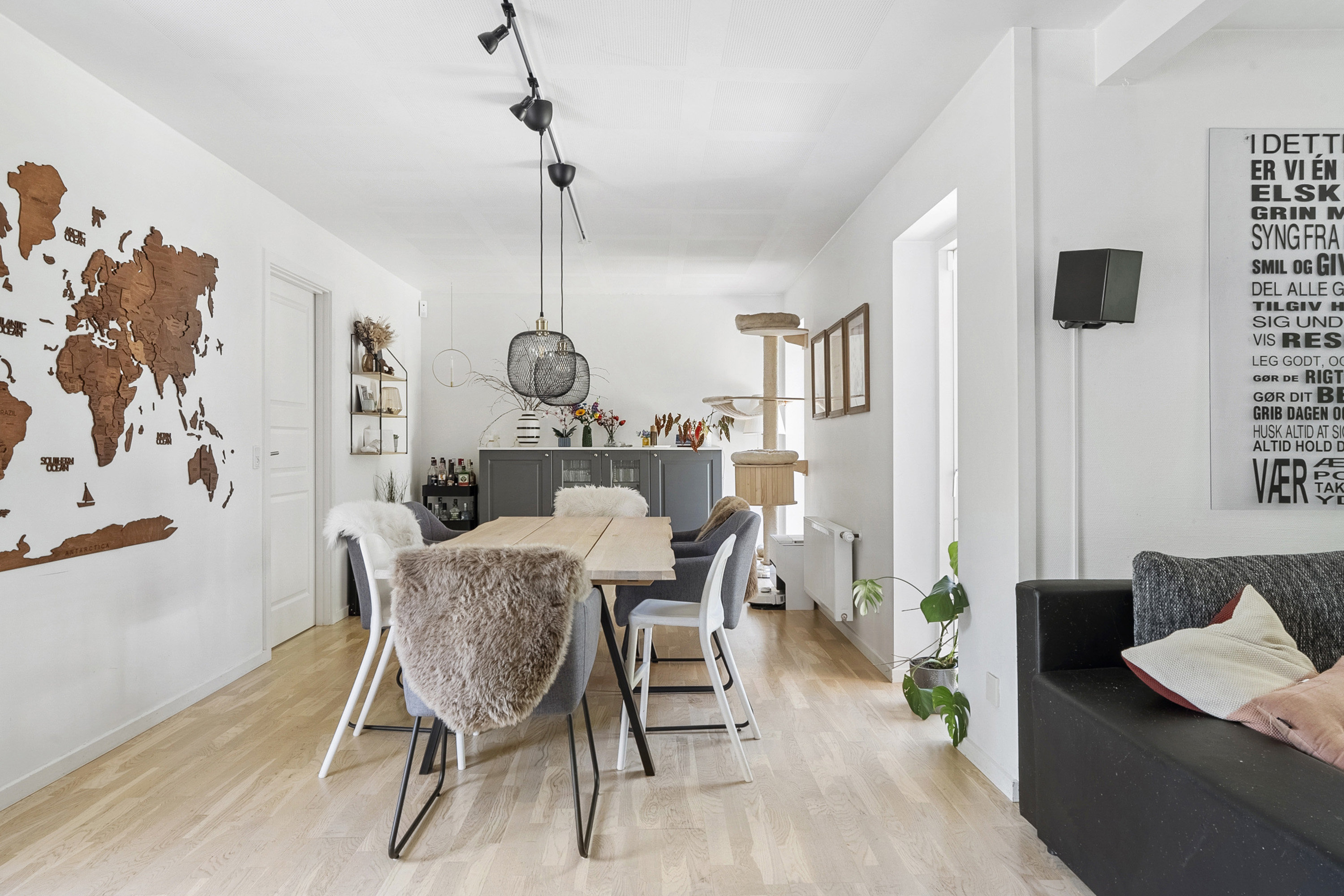 Fremhævet  billede i fuldskærmstilstand. Billede af Skovbrynet 14, 8763 Rask Mølle