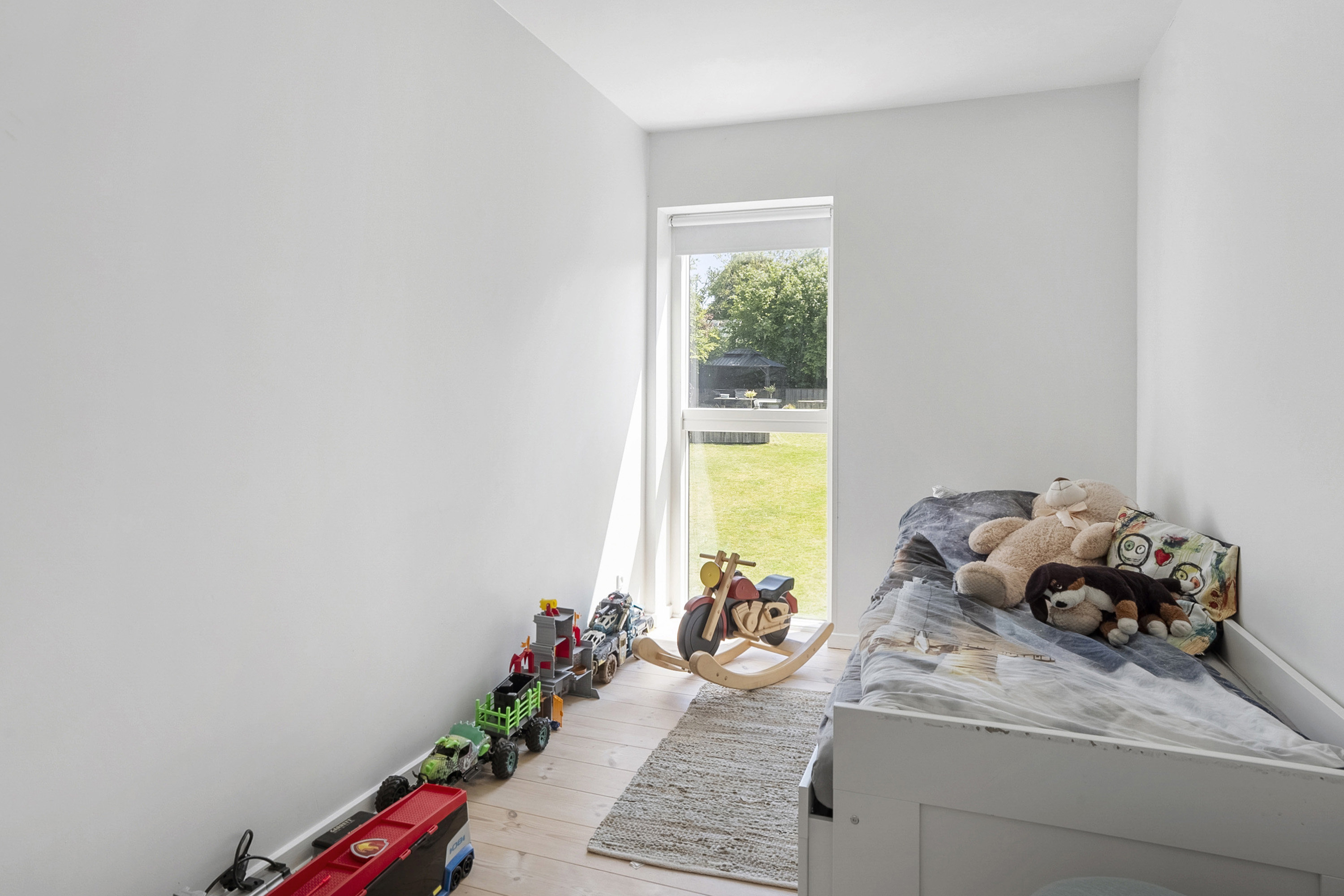 Fremhævet  billede i fuldskærmstilstand. Billede af Skovbrynet 14, 8763 Rask Mølle