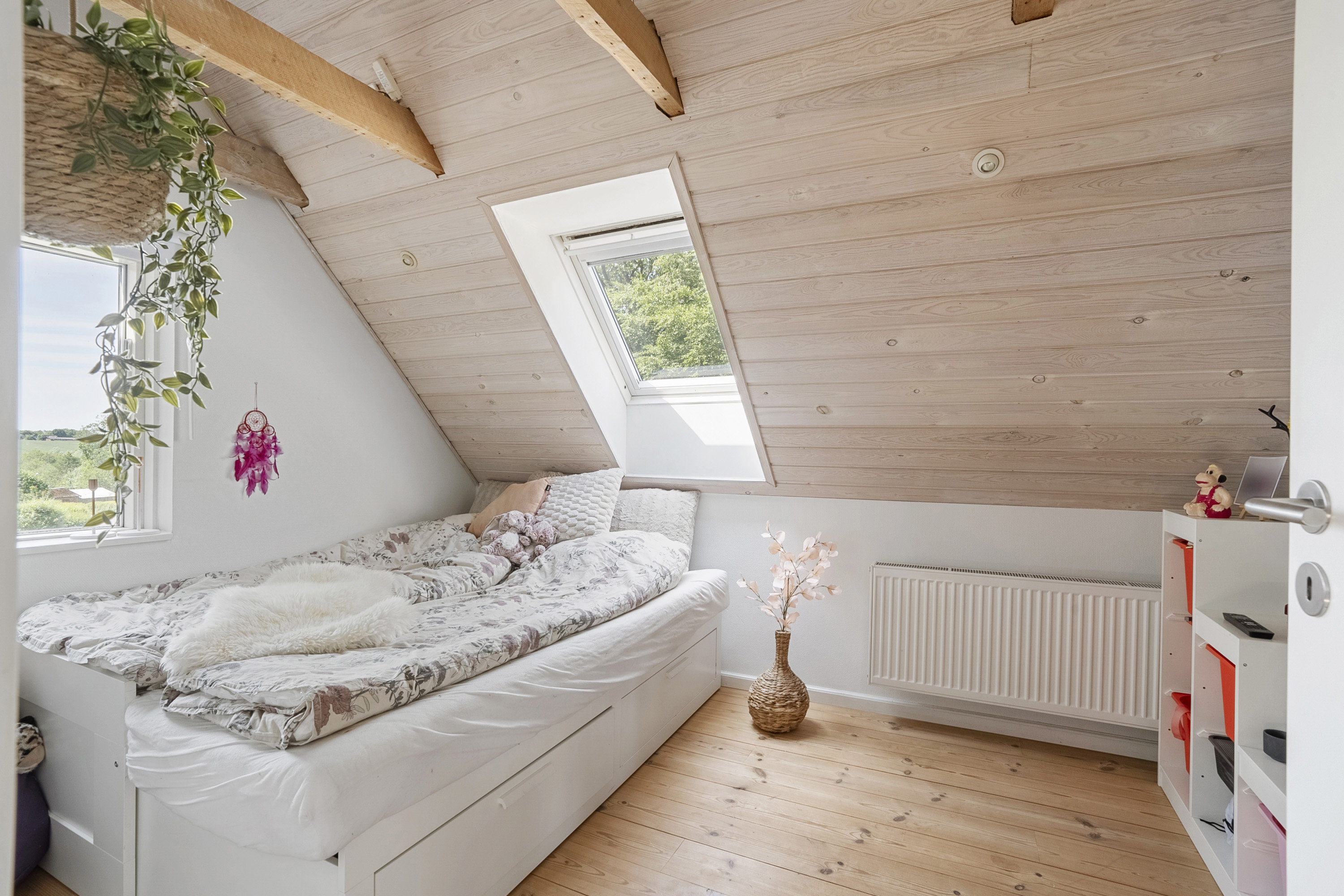 Fremhævet  billede i fuldskærmstilstand. Billede af Skovbrynet 14, 8763 Rask Mølle