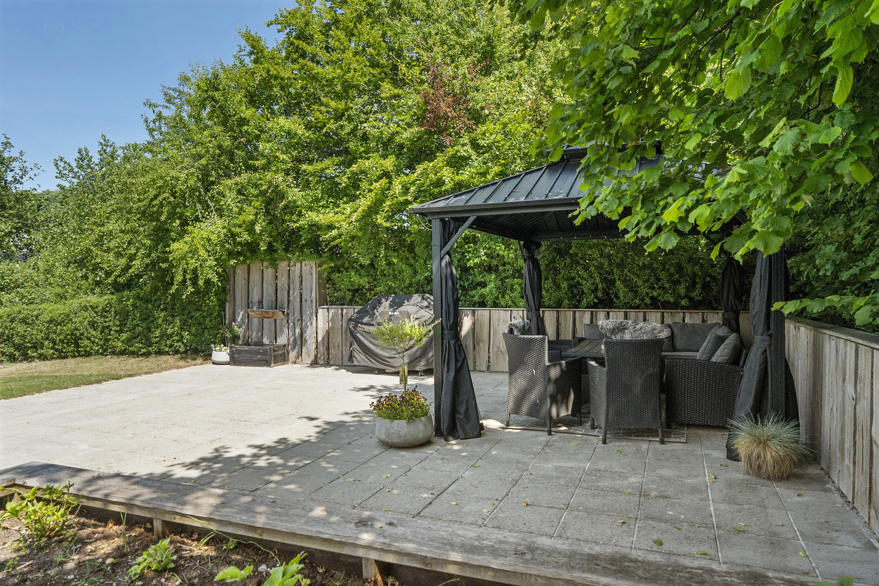 Fremhævet  billede i fuldskærmstilstand. Billede af Skovbrynet 14, 8763 Rask Mølle