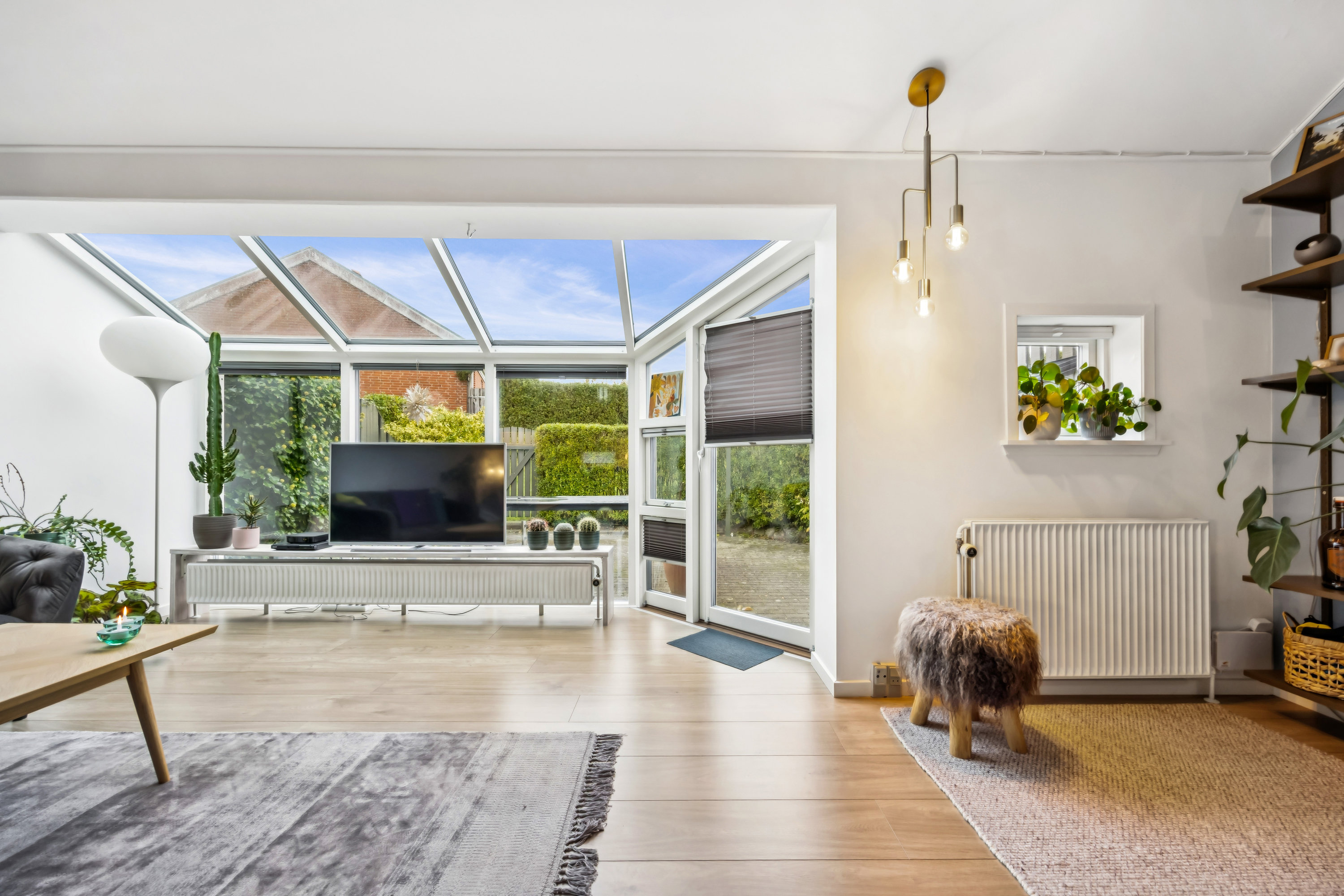 Fremhævet stue billede i fuldskærmstilstand. Billede af Ravndalen 7, 9310 Vodskov