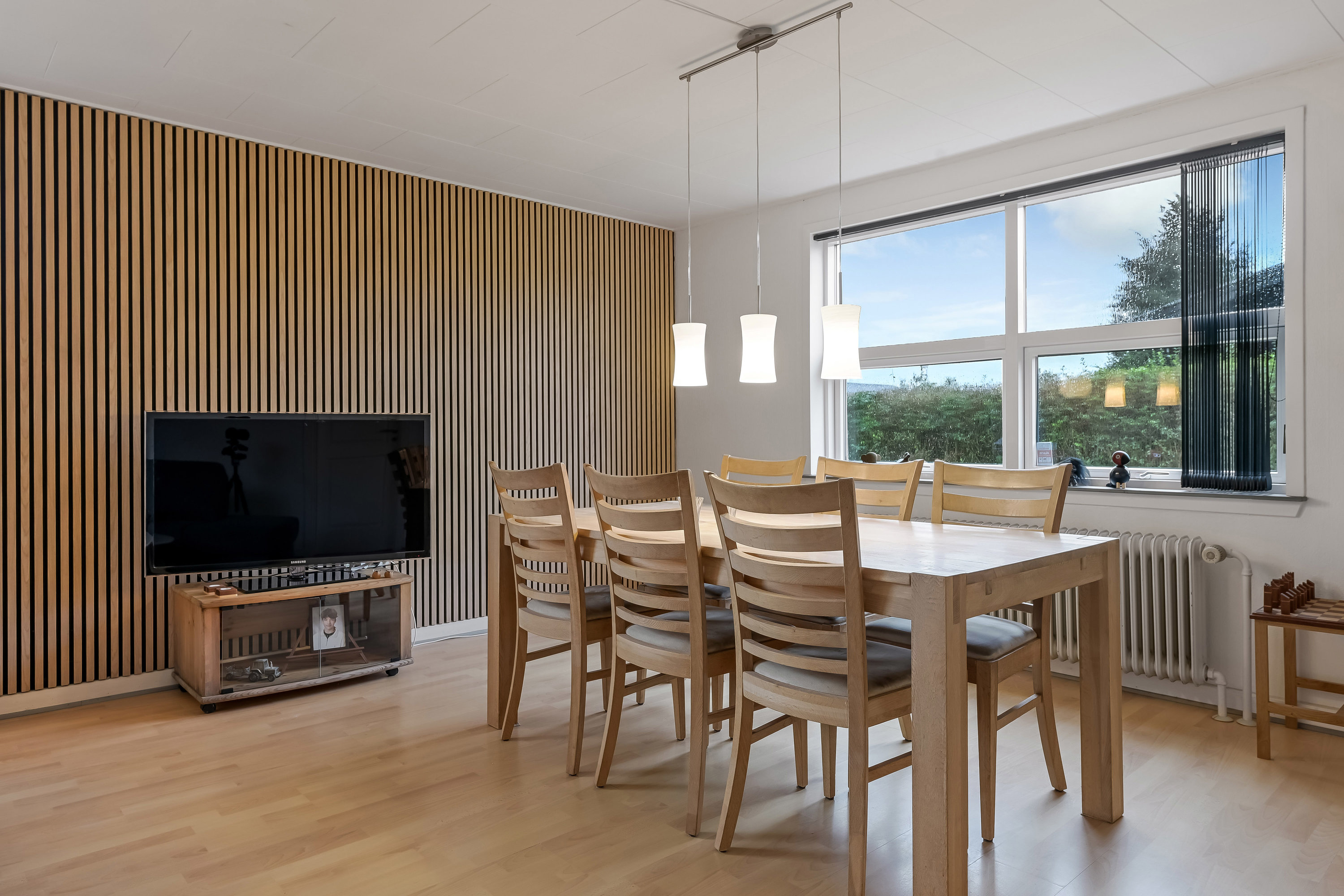 Fremhævet stue billede i fuldskærmstilstand. Billede af Bygvænget 33, 7200 Grindsted