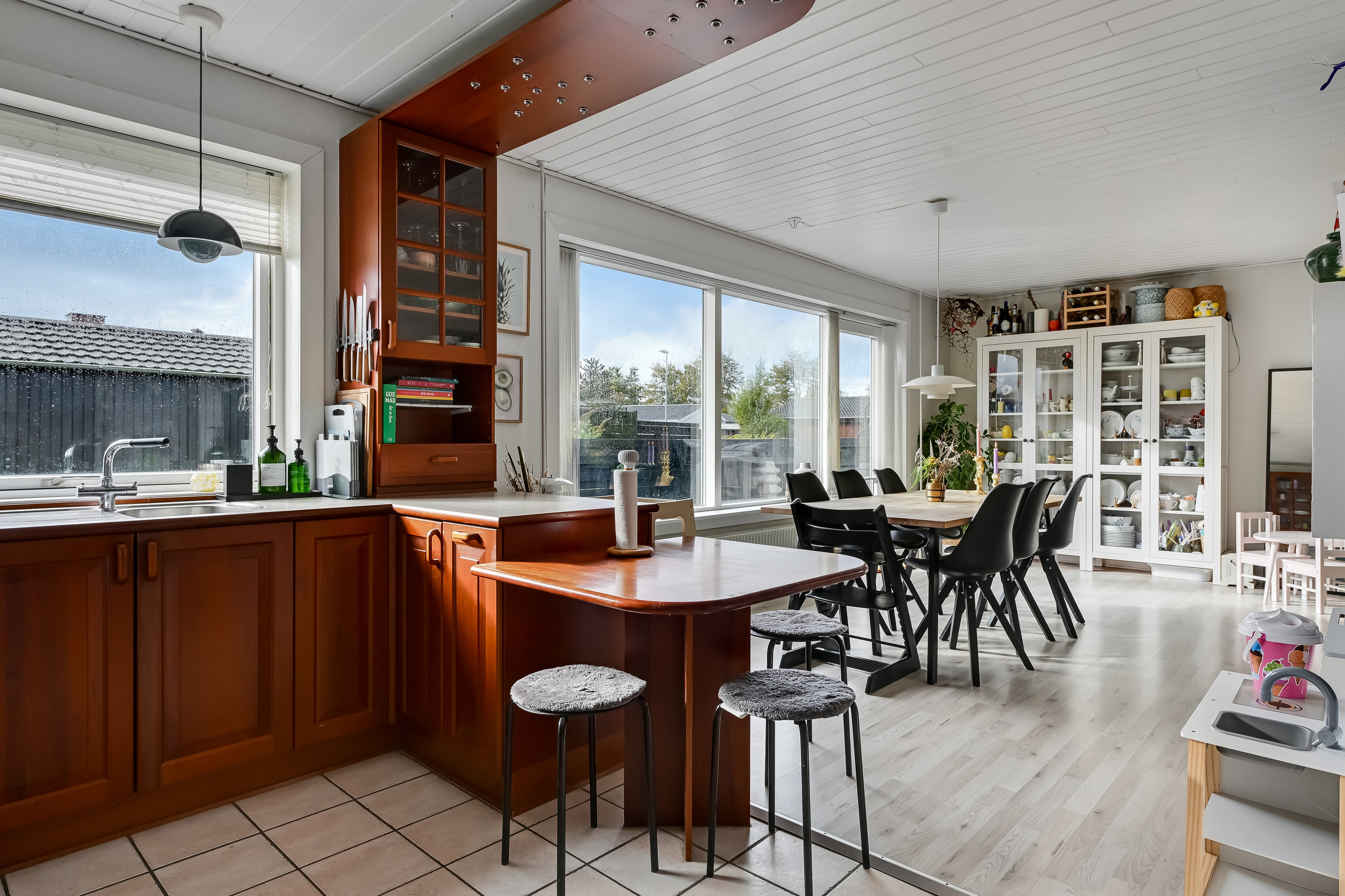 Fremhævet køkken billede i fuldskærmstilstand. Billede af Lupinvænget 24, 7200 Grindsted