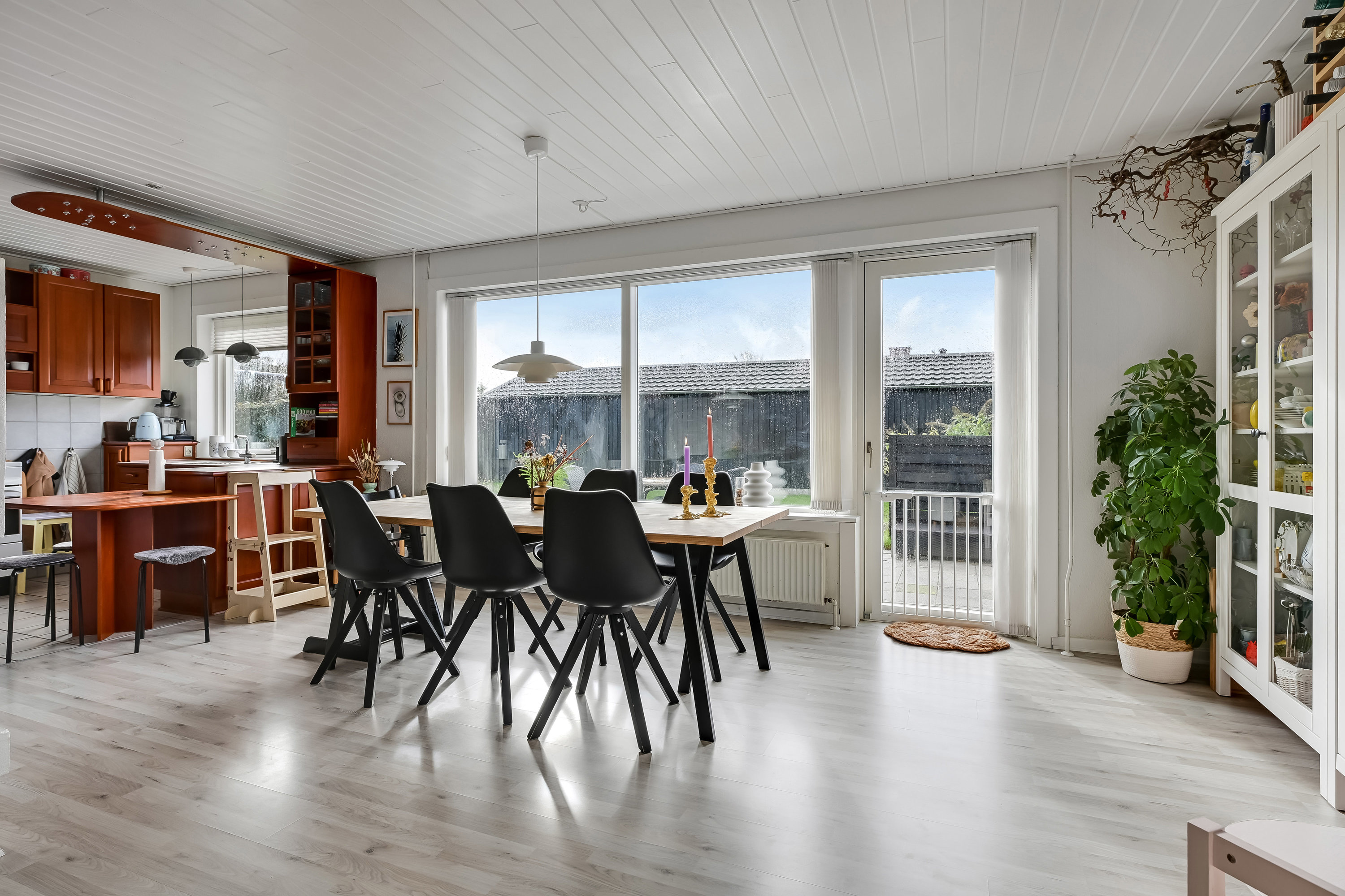 Fremhævet stue billede i fuldskærmstilstand. Billede af Lupinvænget 24, 7200 Grindsted