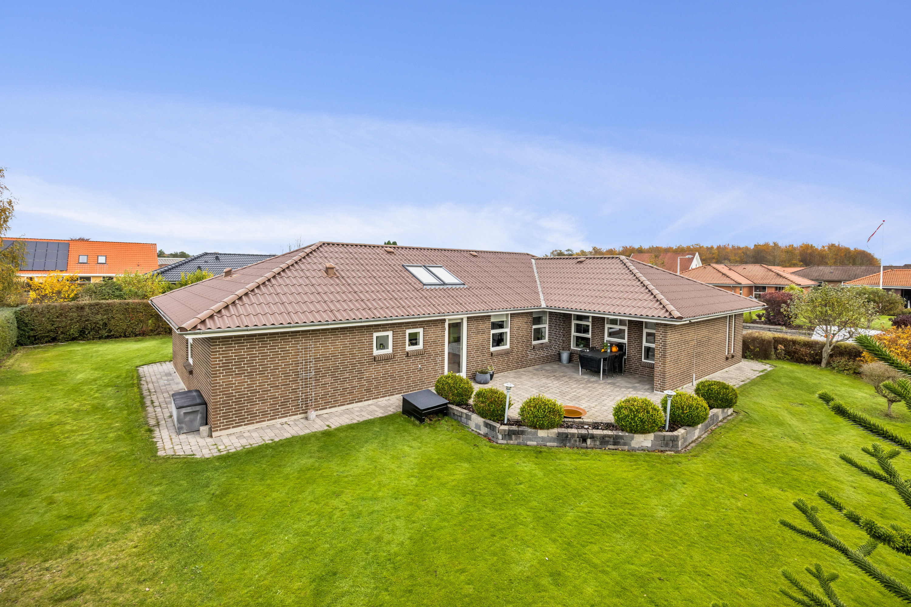 Miniaturebillede 1: huset. Billede af Haslundparken 102, Vester Hassing, 9310 Vodskov