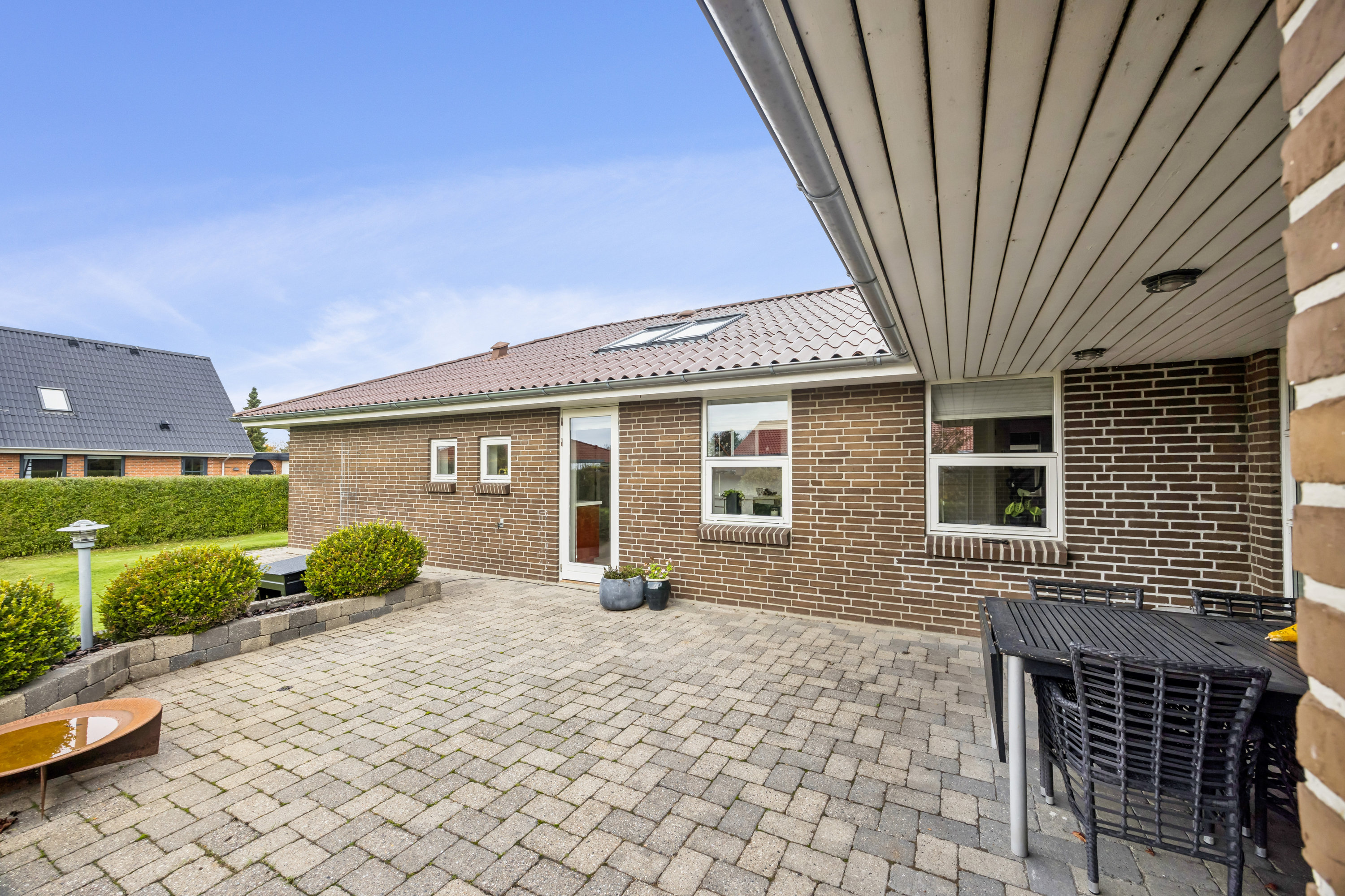 Fremhævet terrasse billede i fuldskærmstilstand. Billede af Haslundparken 102, Vester Hassing, 9310 Vodskov