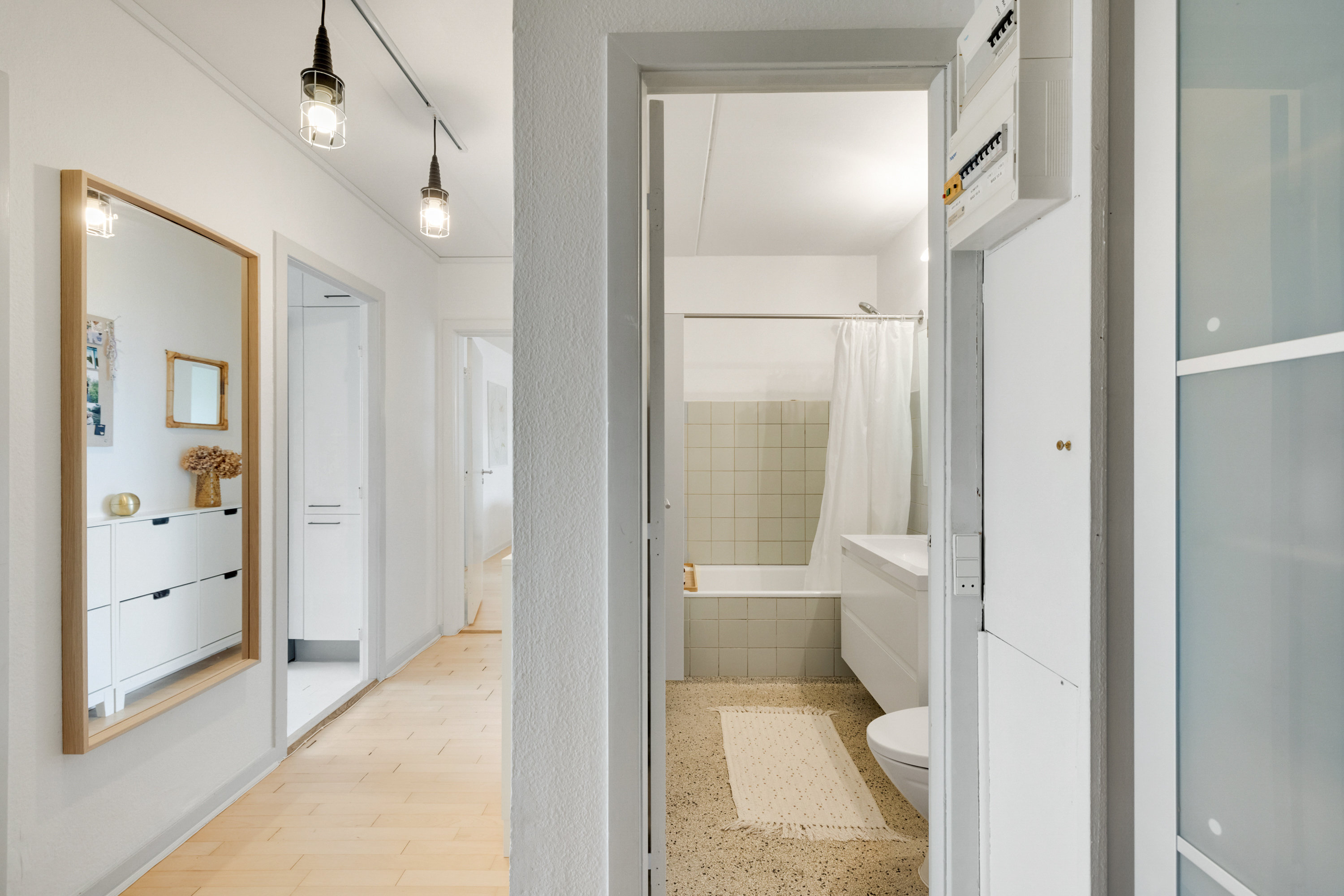 Fremhævet gang billede i fuldskærmstilstand. Billede af Grøfthøjparken 154, 3. 4., 8260 Viby J