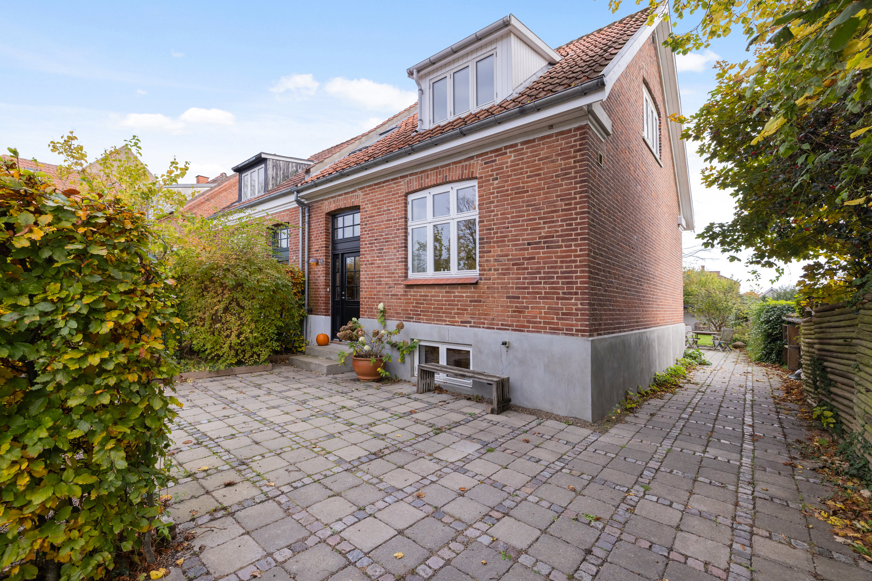 Fremhævet  billede i fuldskærmstilstand. Billede af Thorsvej 45, 8230 Åbyhøj