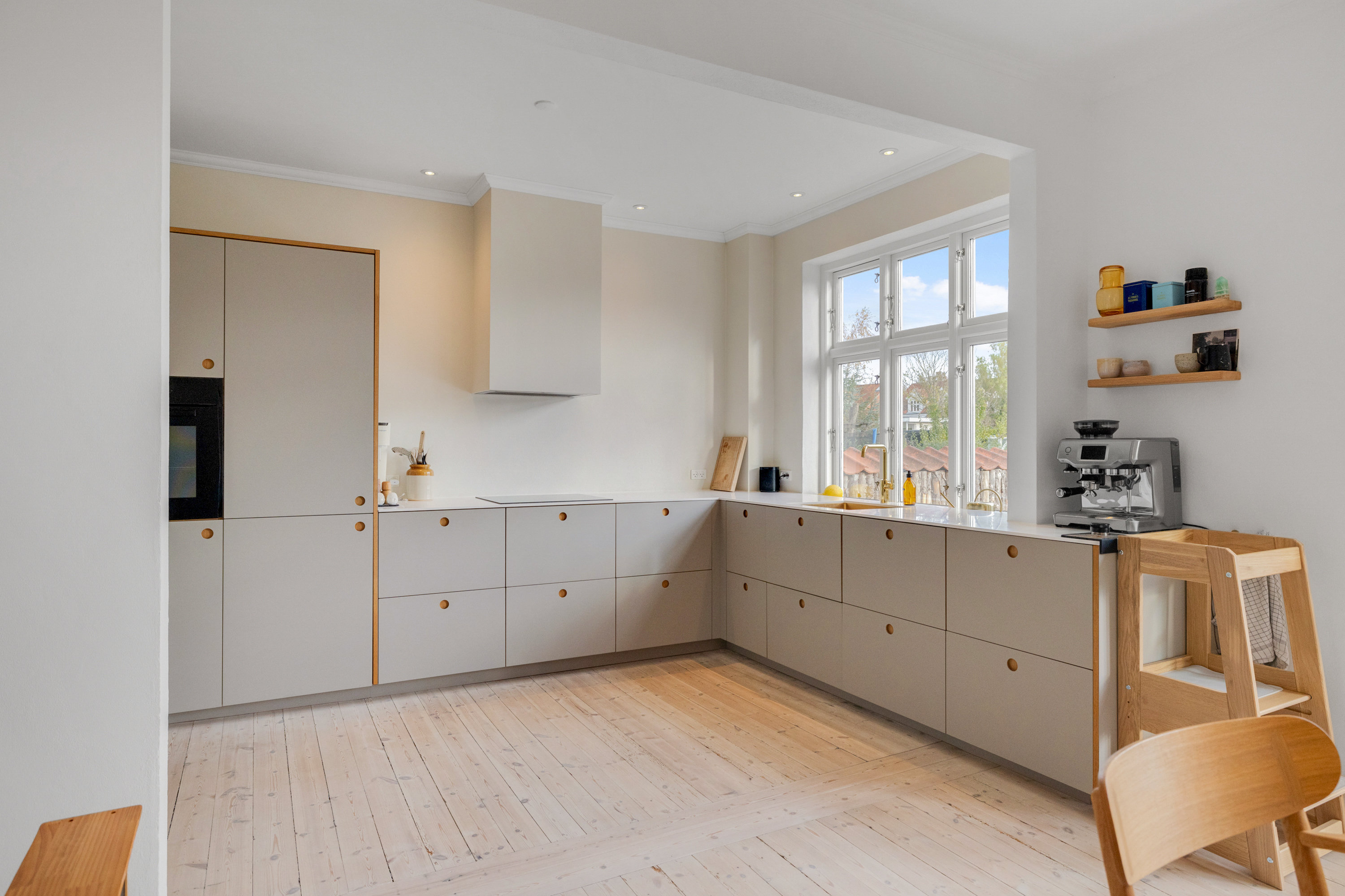 Fremhævet  billede i fuldskærmstilstand. Billede af Thorsvej 45, 8230 Åbyhøj