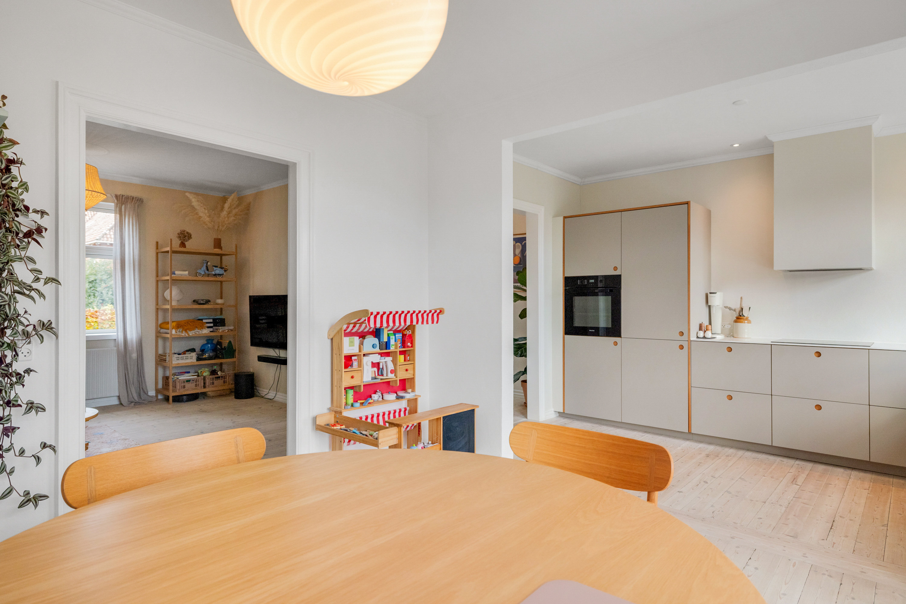 Fremhævet  billede i fuldskærmstilstand. Billede af Thorsvej 45, 8230 Åbyhøj