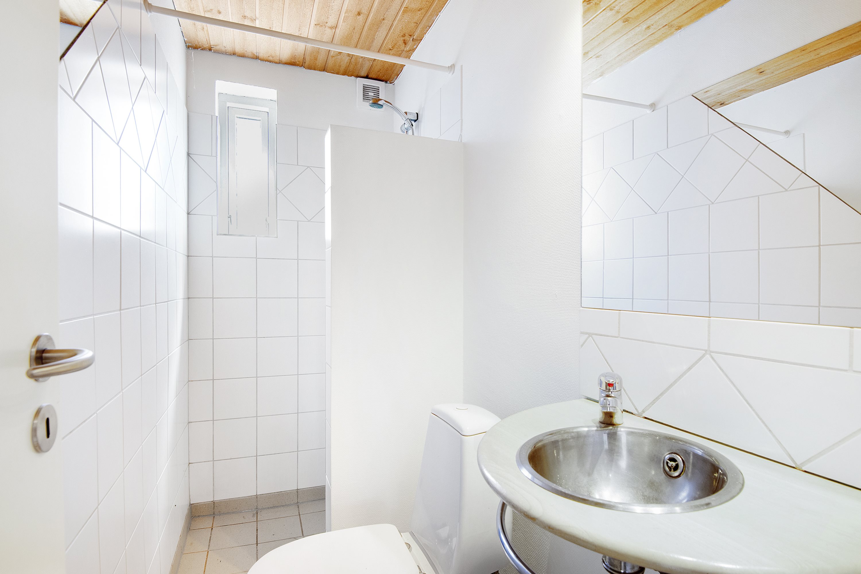 Fremhævet badeværelse billede i fuldskærmstilstand. Billede af Vesterbygade 29, Blenstrup, 9520 Skørping