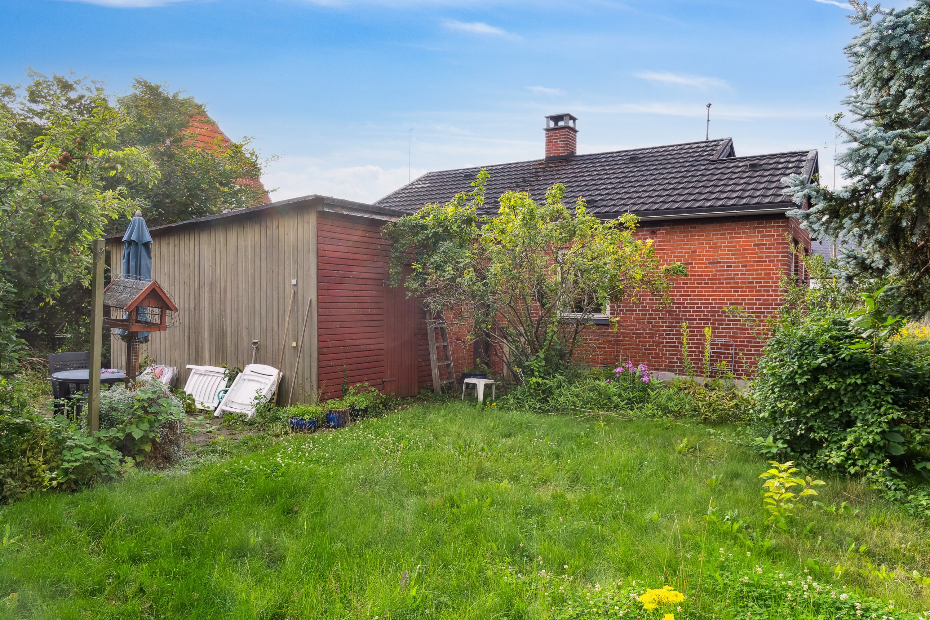 Fremhævet udendørs billede i fuldskærmstilstand. Billede af Brostykkevej 68, 2650 Hvidovre