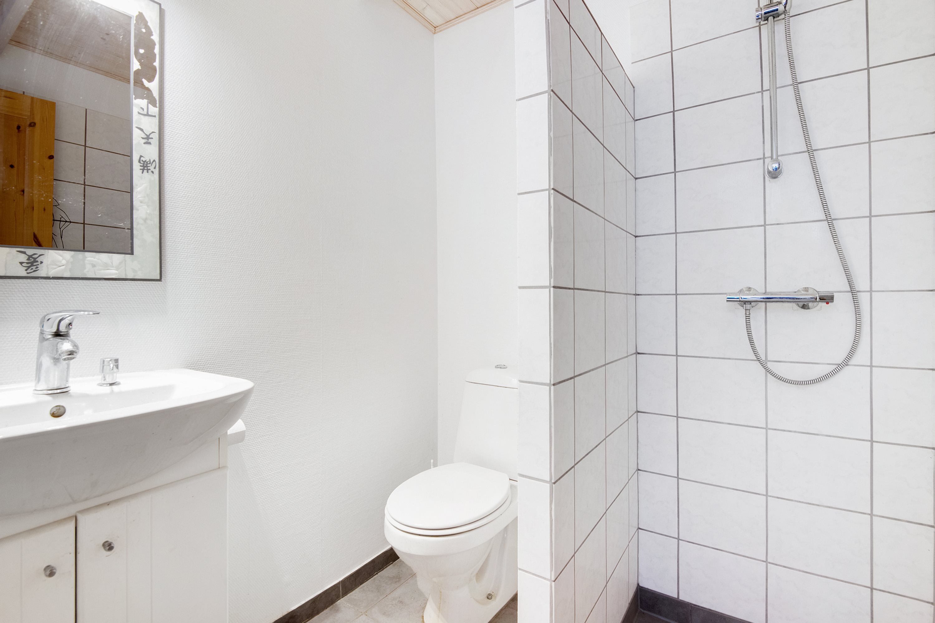 Fremhævet badeværelse billede i fuldskærmstilstand. Billede af Vesterbygade 29, Blenstrup, 9520 Skørping