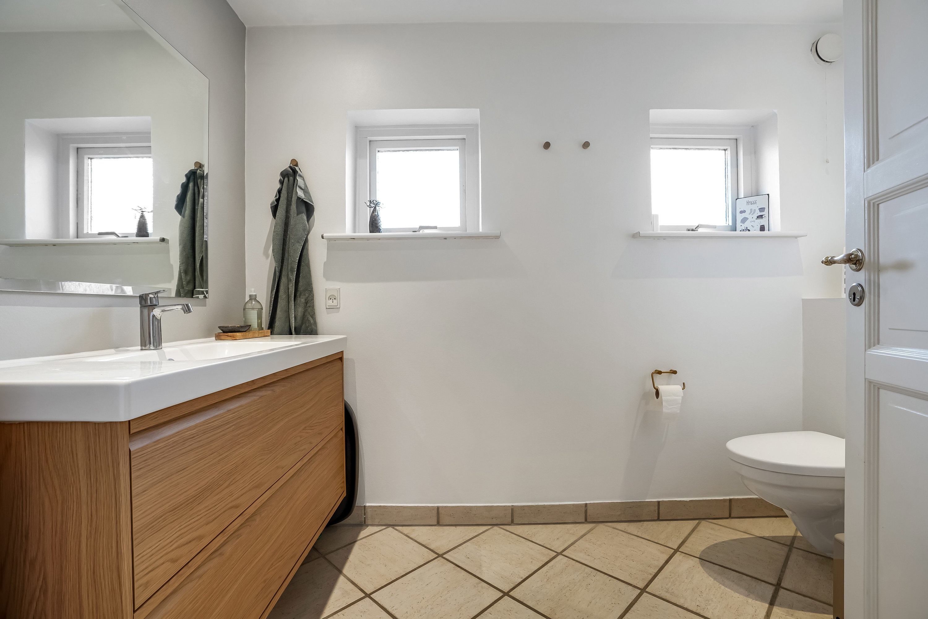 Fremhævet toilet billede i fuldskærmstilstand. Billede af Storebæltsvænget 74, 5500 Middelfart