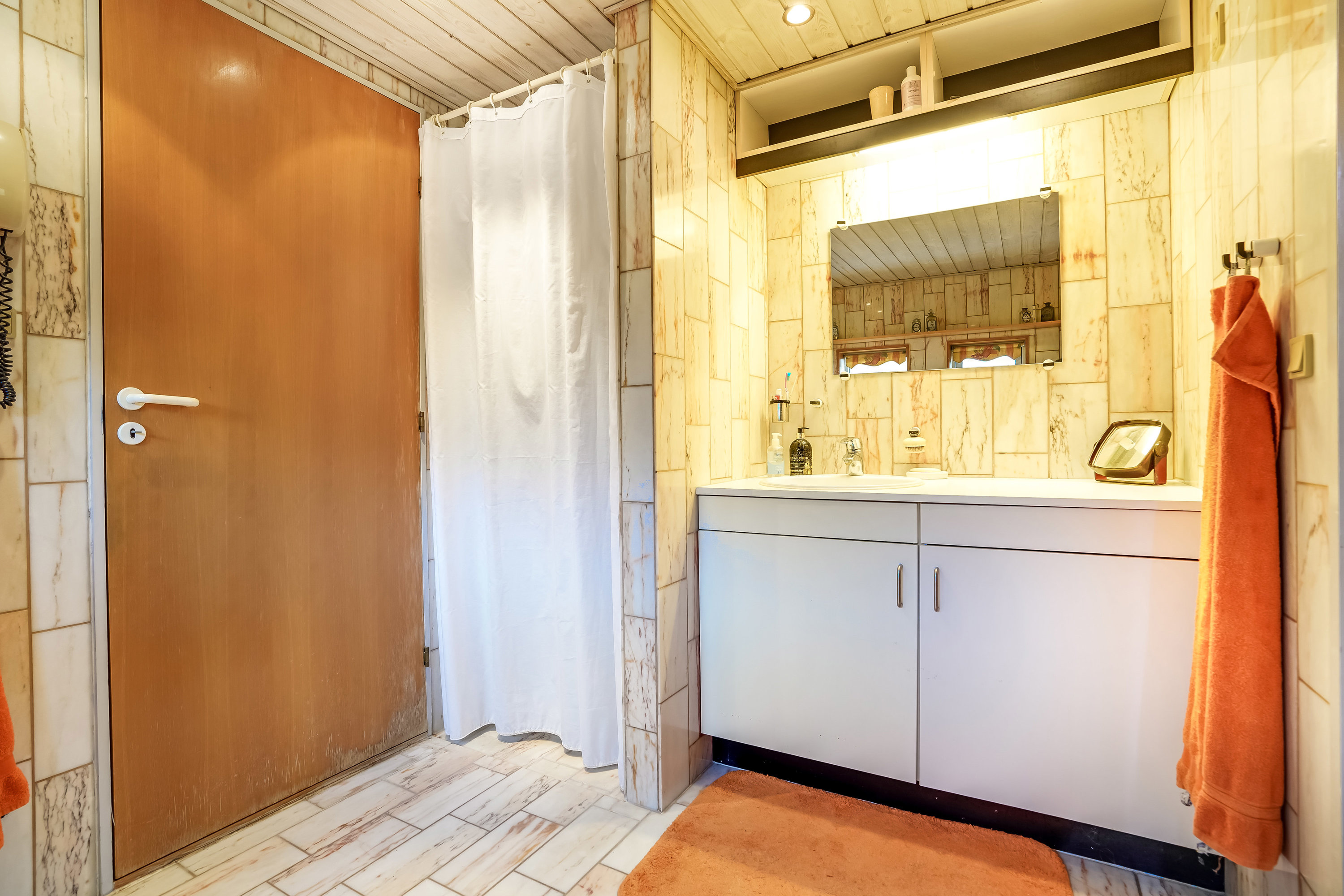 Fremhævet badeværelse billede i fuldskærmstilstand. Billede af Finsens Allé 3, 5230 Odense M