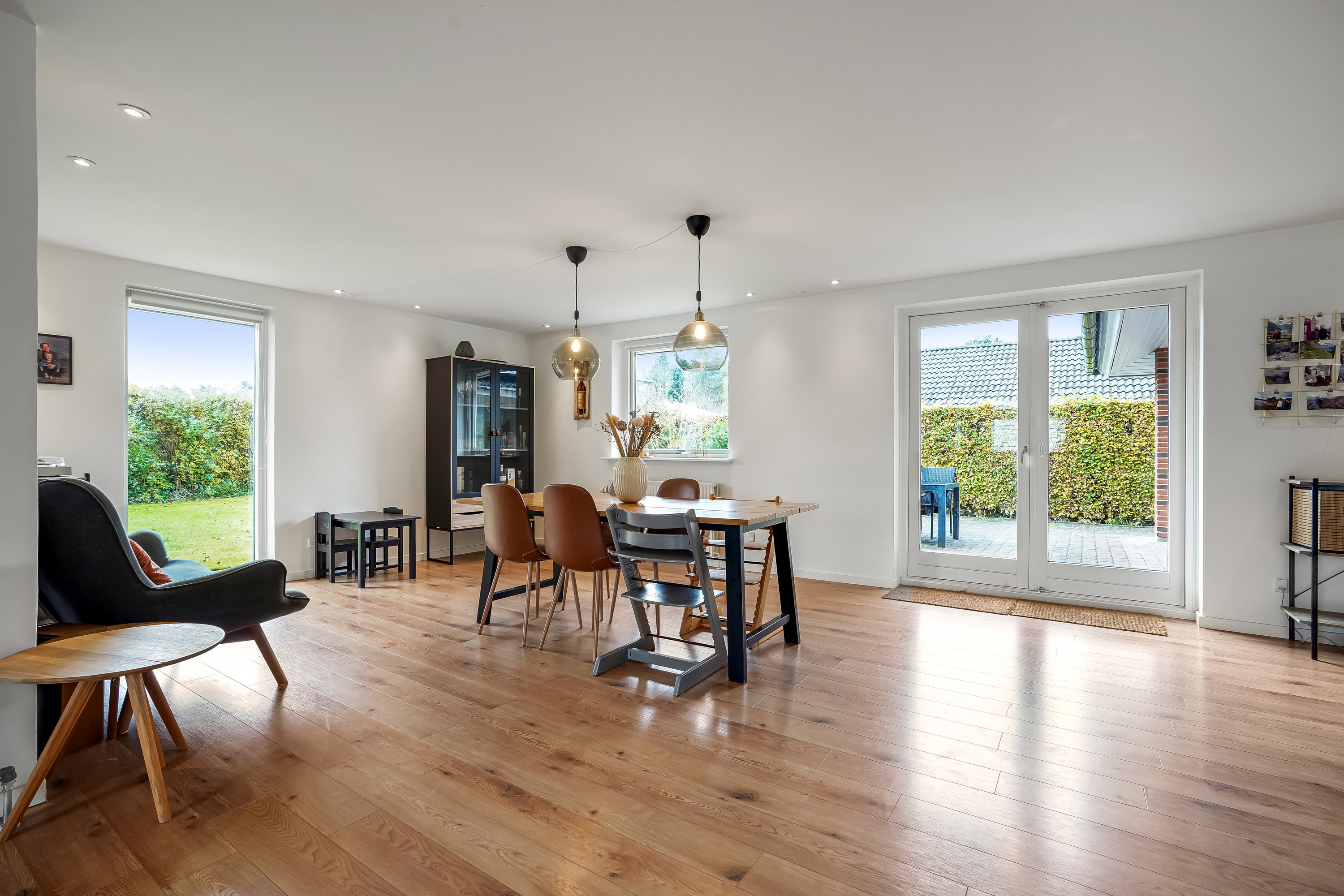 Fremhævet stue billede i fuldskærmstilstand. Billede af Storebæltsvænget 74, 5500 Middelfart