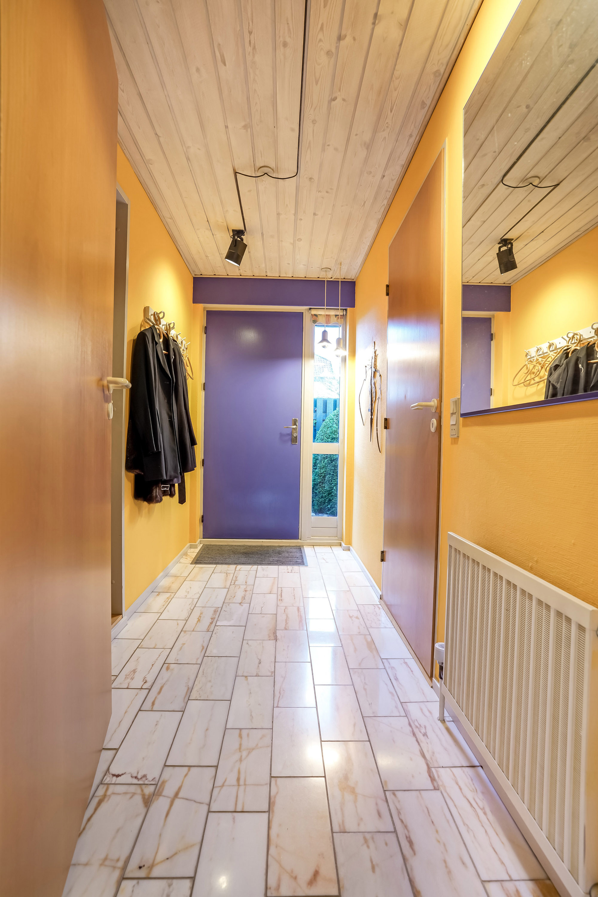 Fremhævet entré billede i fuldskærmstilstand. Billede af Finsens Allé 3, 5230 Odense M