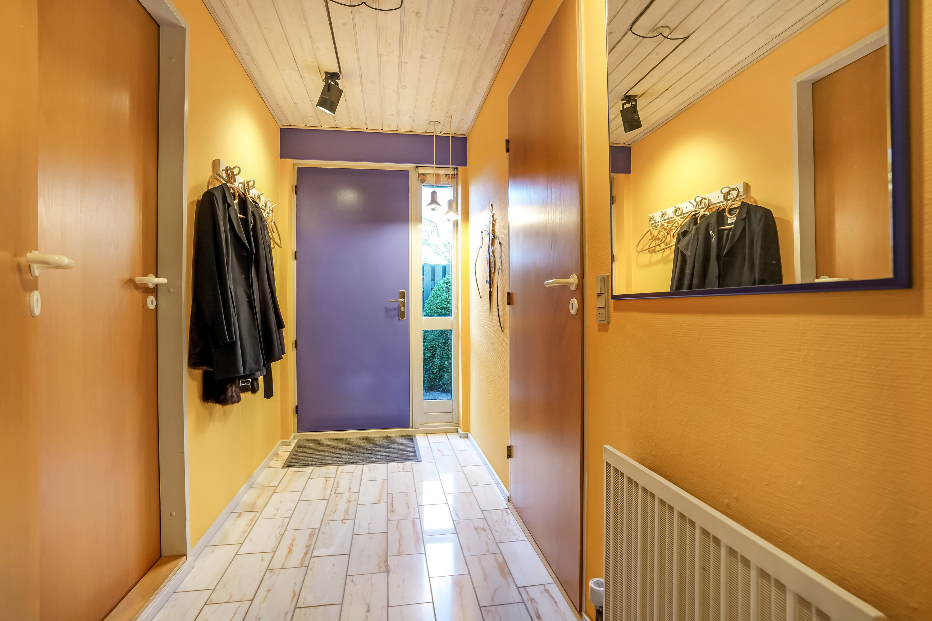 Fremhævet entré billede i fuldskærmstilstand. Billede af Finsens Allé 3, 5230 Odense M