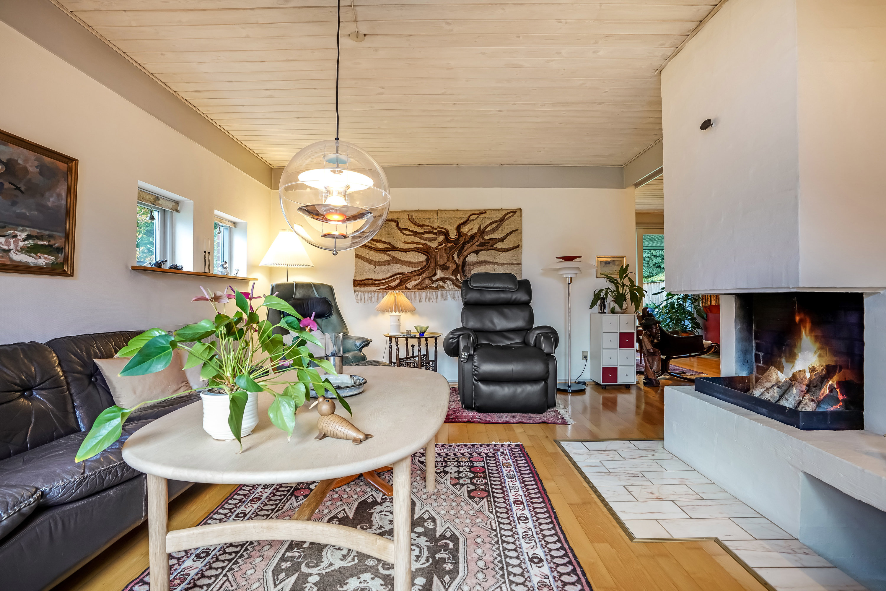 Fremhævet stue billede i fuldskærmstilstand. Billede af Finsens Allé 3, 5230 Odense M