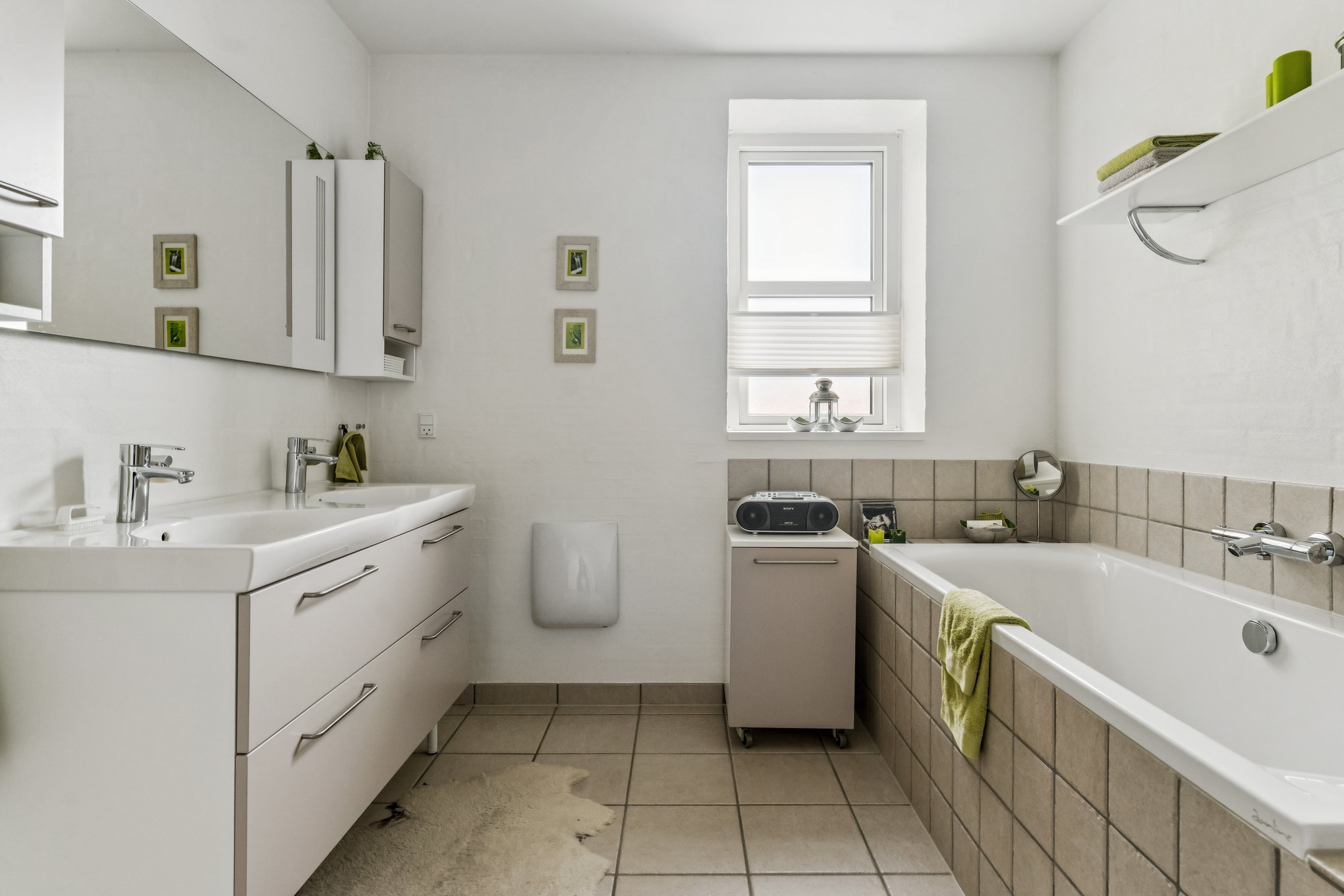 Fremhævet badeværelse billede i fuldskærmstilstand. Billede af Holstebrovej 11, 8940 Randers SV