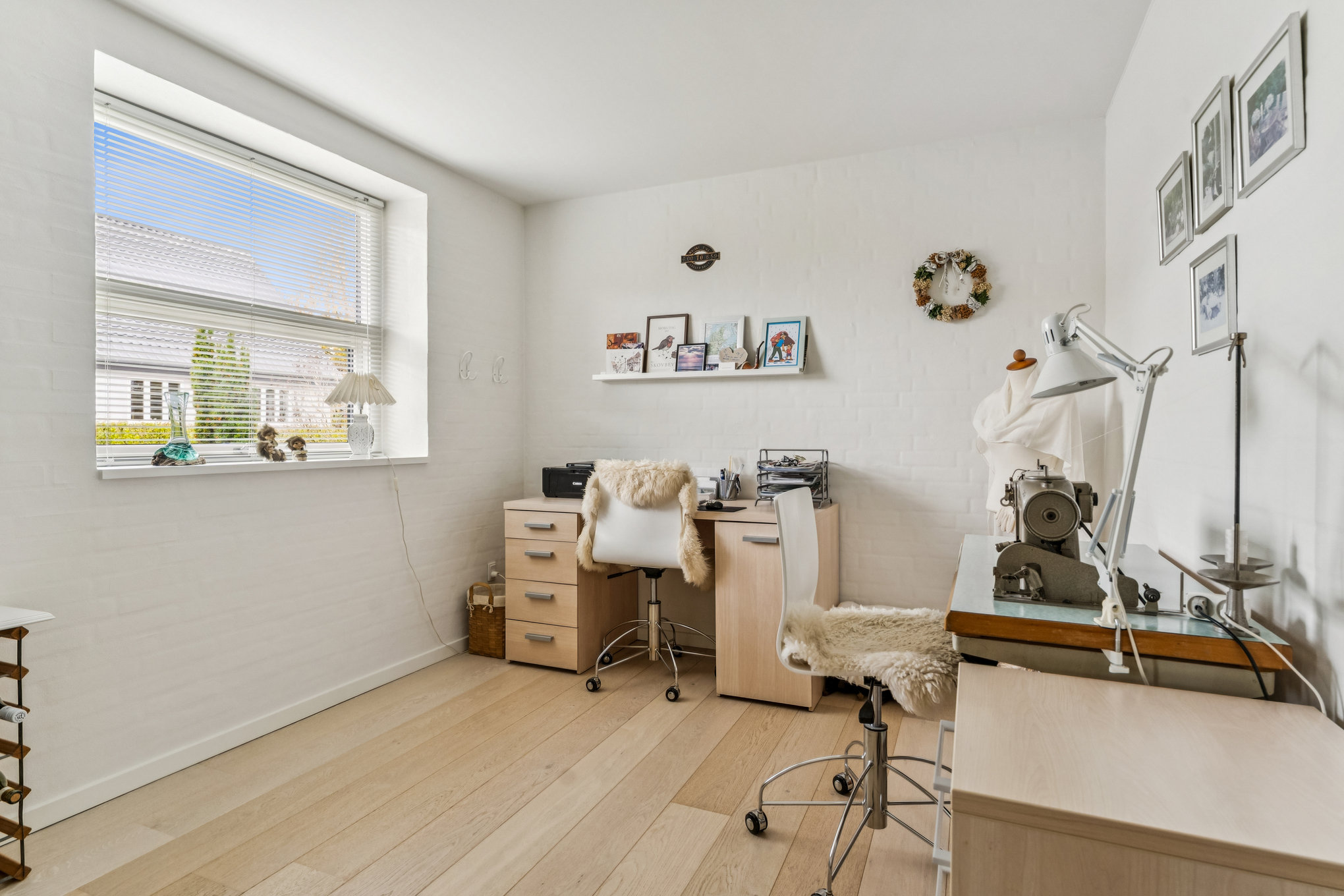 Fremhævet værelse billede i fuldskærmstilstand. Billede af Holstebrovej 11, 8940 Randers SV